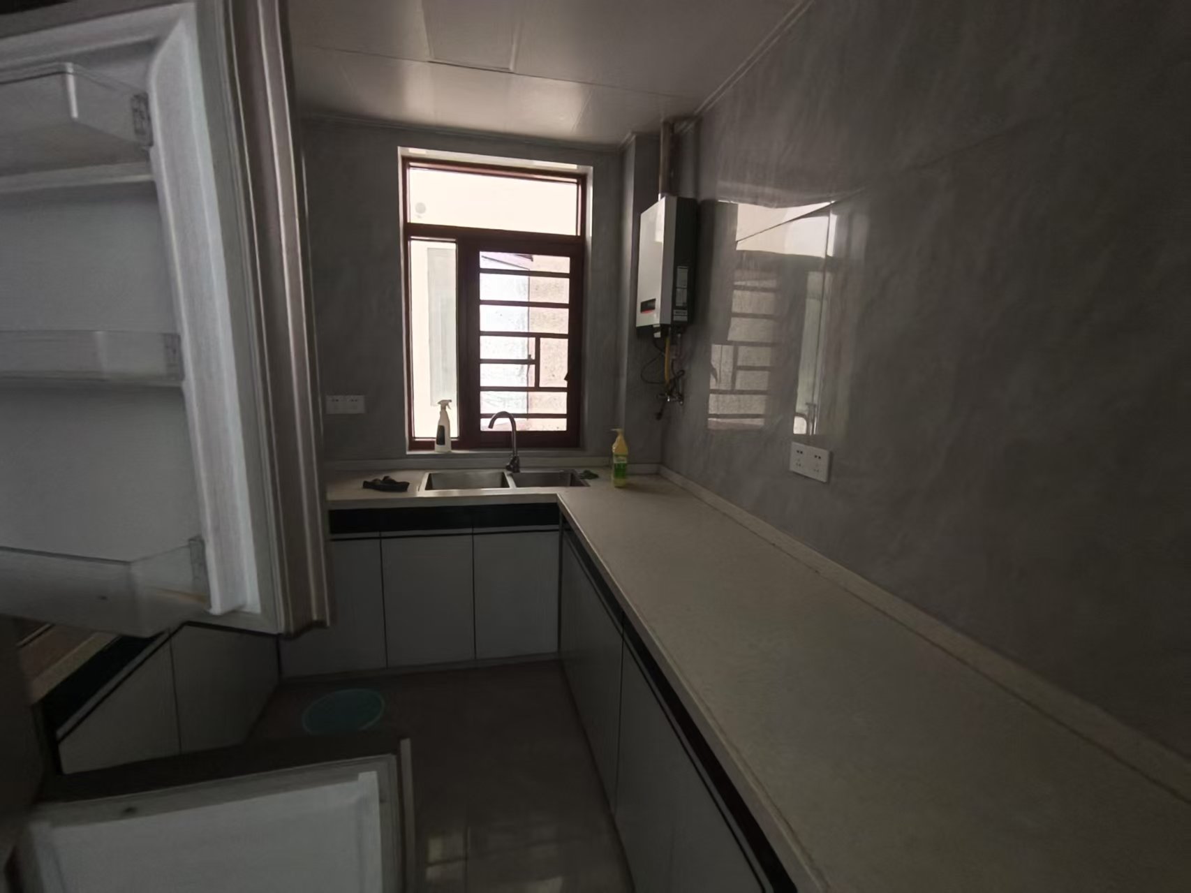 百翔佳园 3室2厅2卫 62.8万 百翔佳园 3室2厅2卫 62.8万室内图