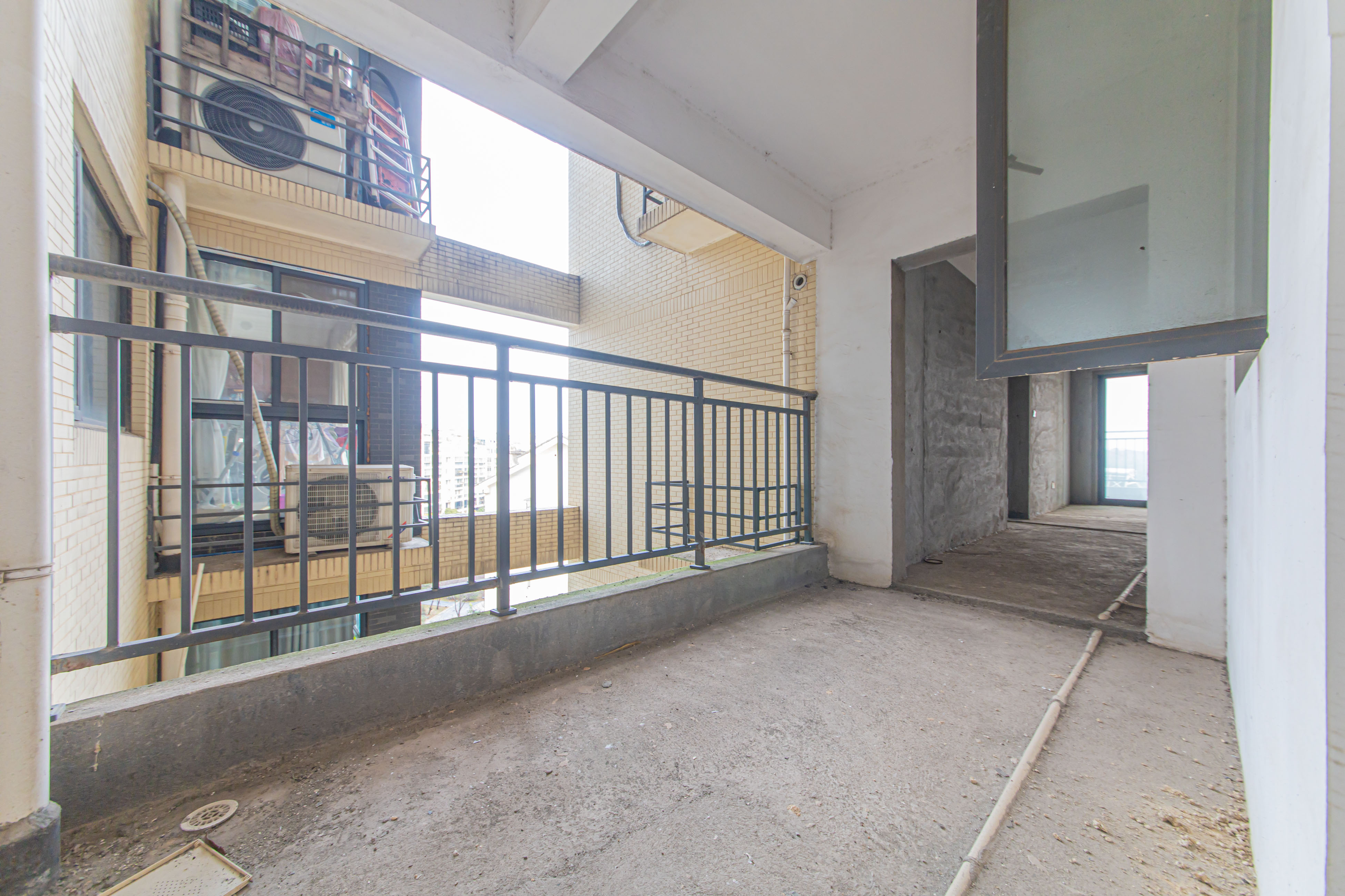 九峰远见 2室2厅1卫 89.8万 九峰远见 2室2厅1卫 89.8万其他