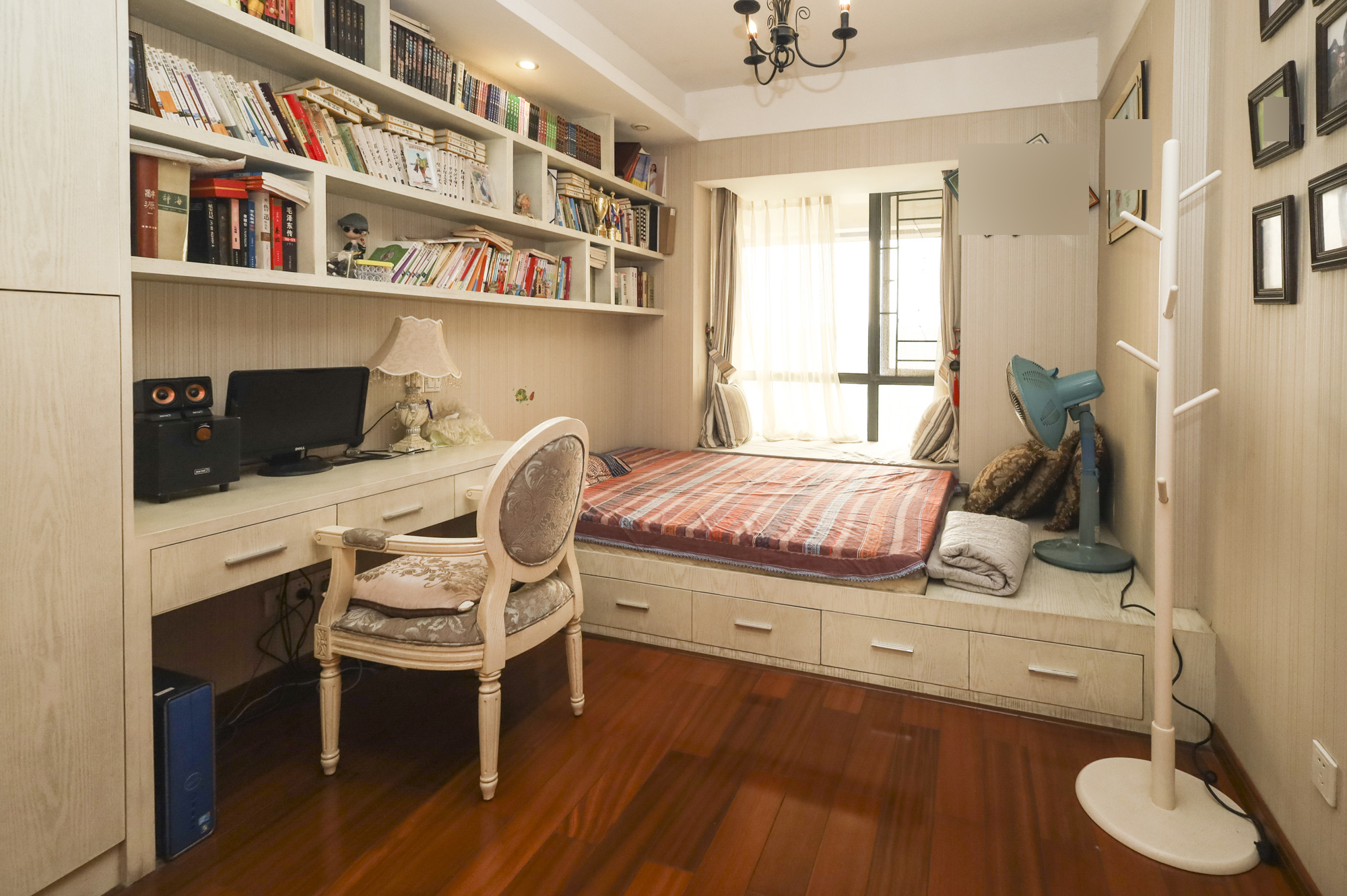 双湾国际(湘江御景花园)  3室2厅2卫    165.0万 双湾国际(湘江御景花园)  3室2厅2卫    165.0万卧室