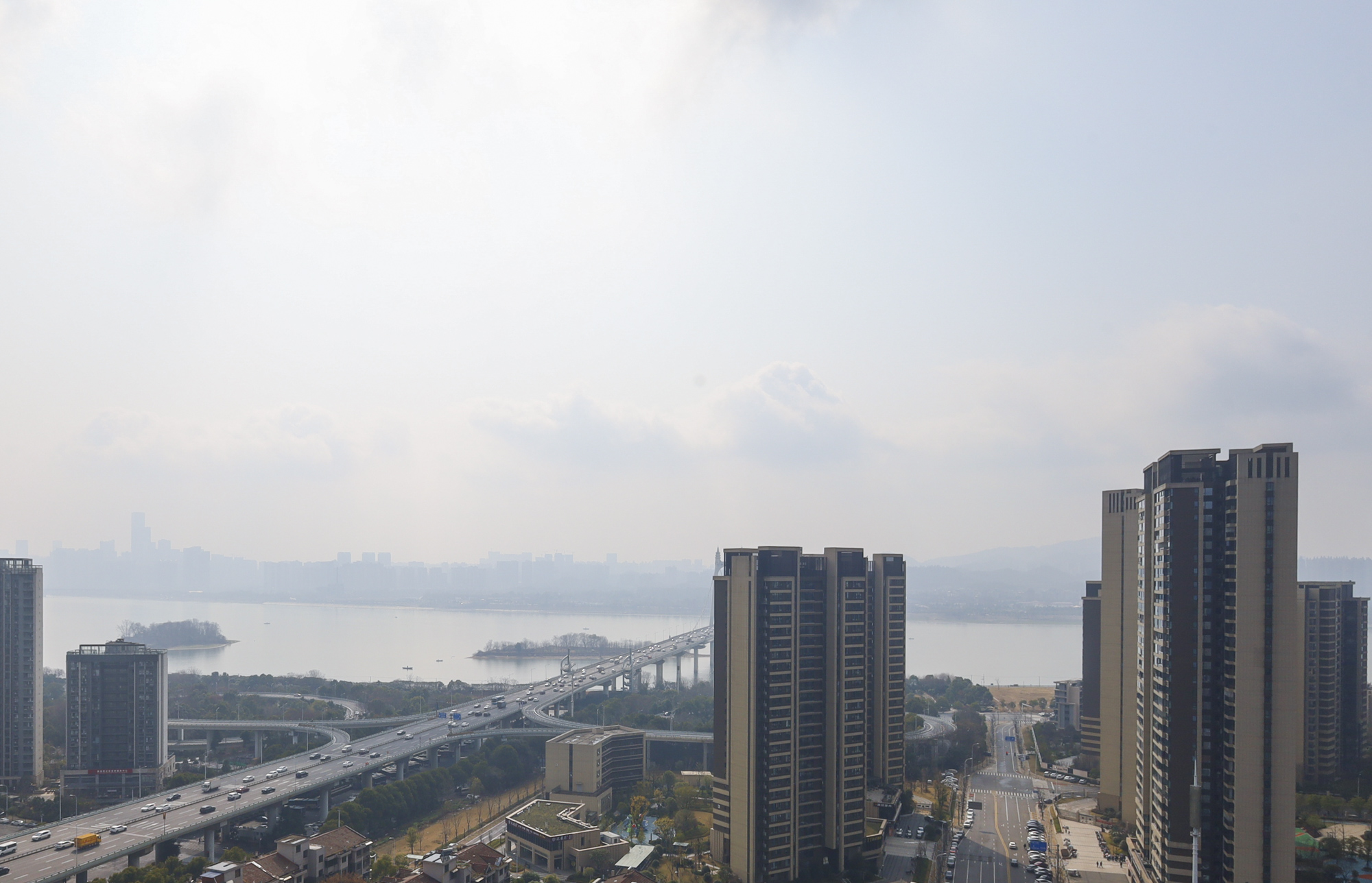 山语城三期 3室2厅1卫 138.0万 山语城三期 3室2厅1卫 138.0万其他