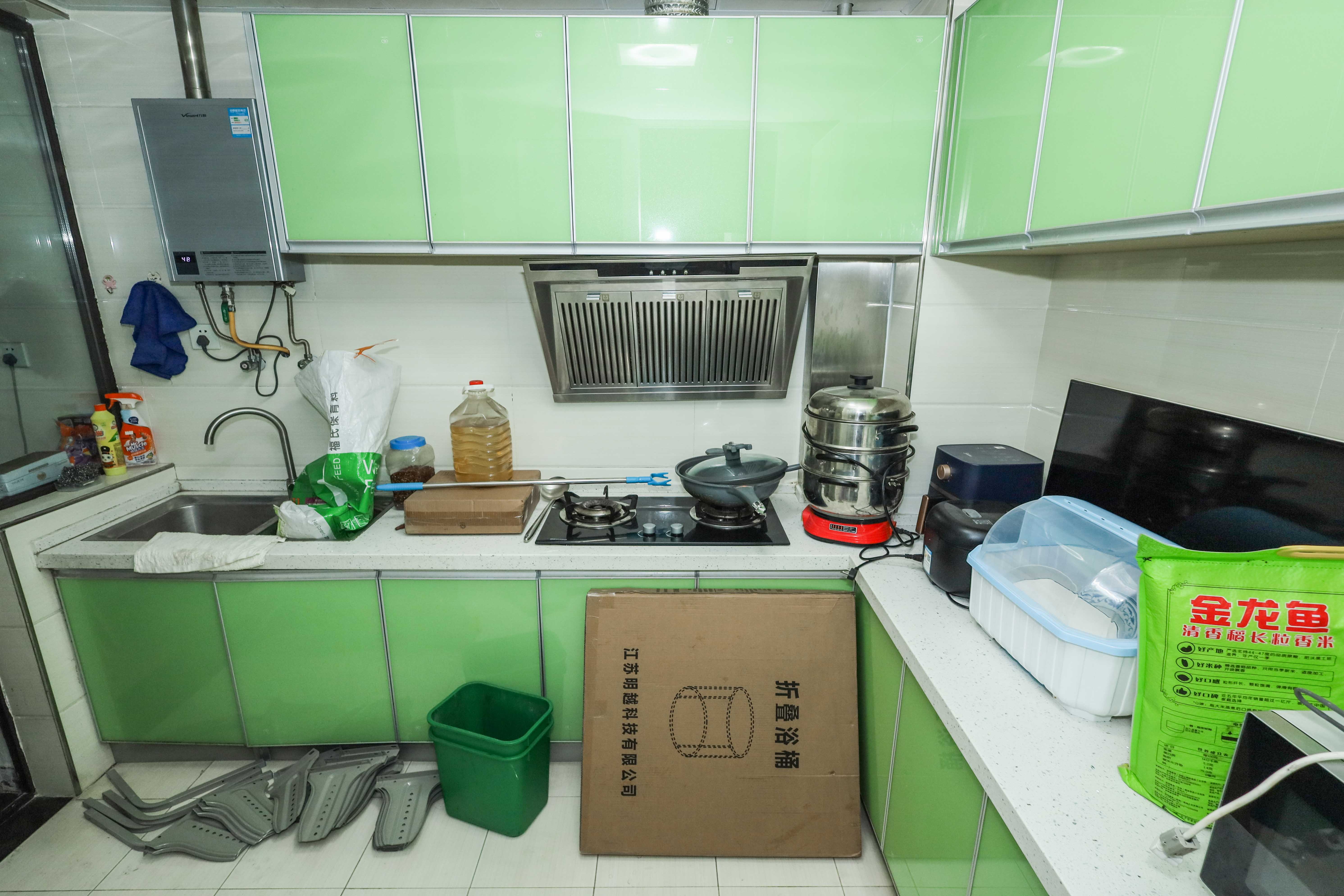 和泓梅溪四季  1室2厅2卫    135.0万 和泓梅溪四季  1室2厅2卫    135.0万厨房