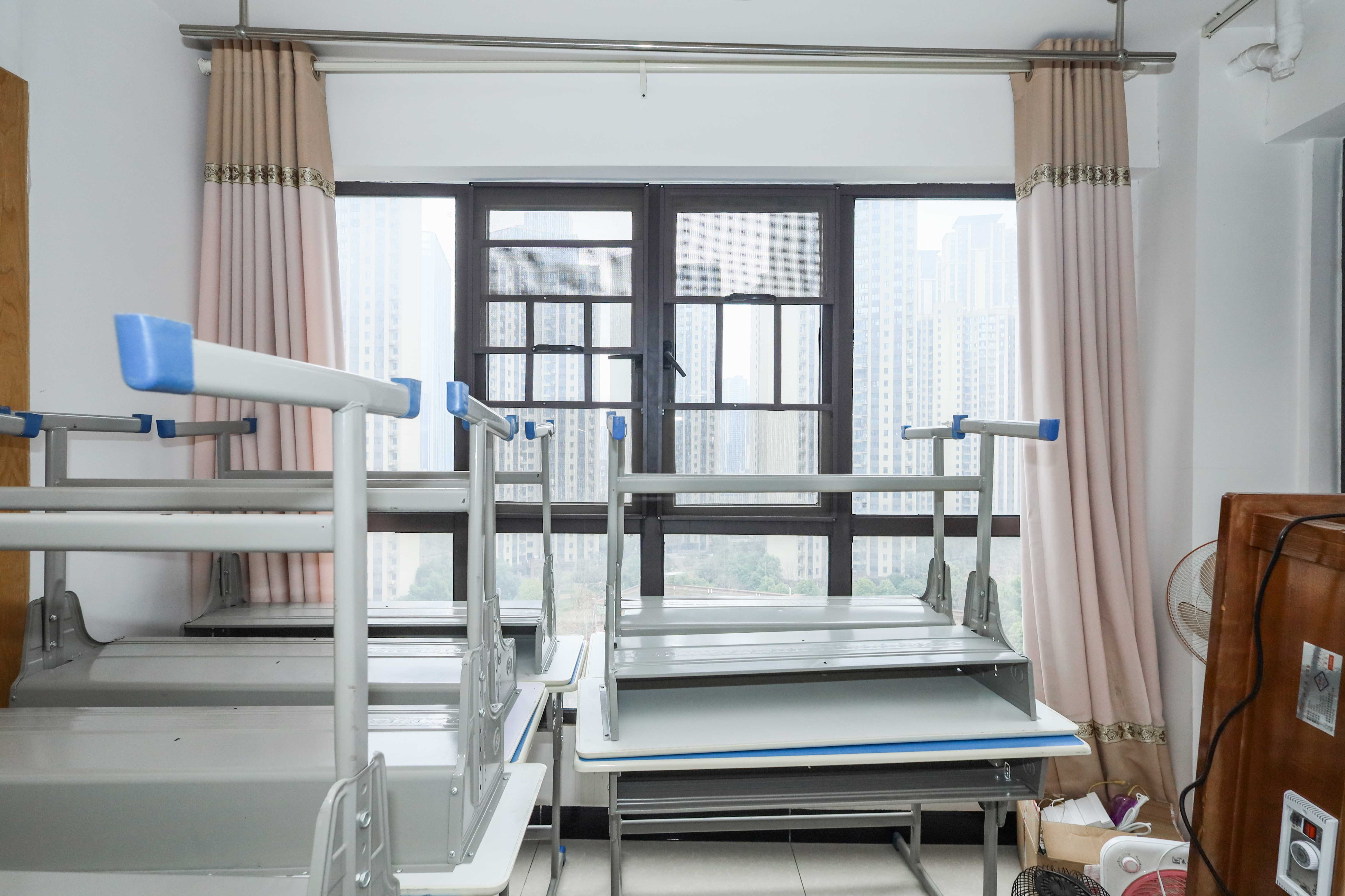 和泓梅溪四季  1室2厅2卫    135.0万 和泓梅溪四季  1室2厅2卫    135.0万阳台