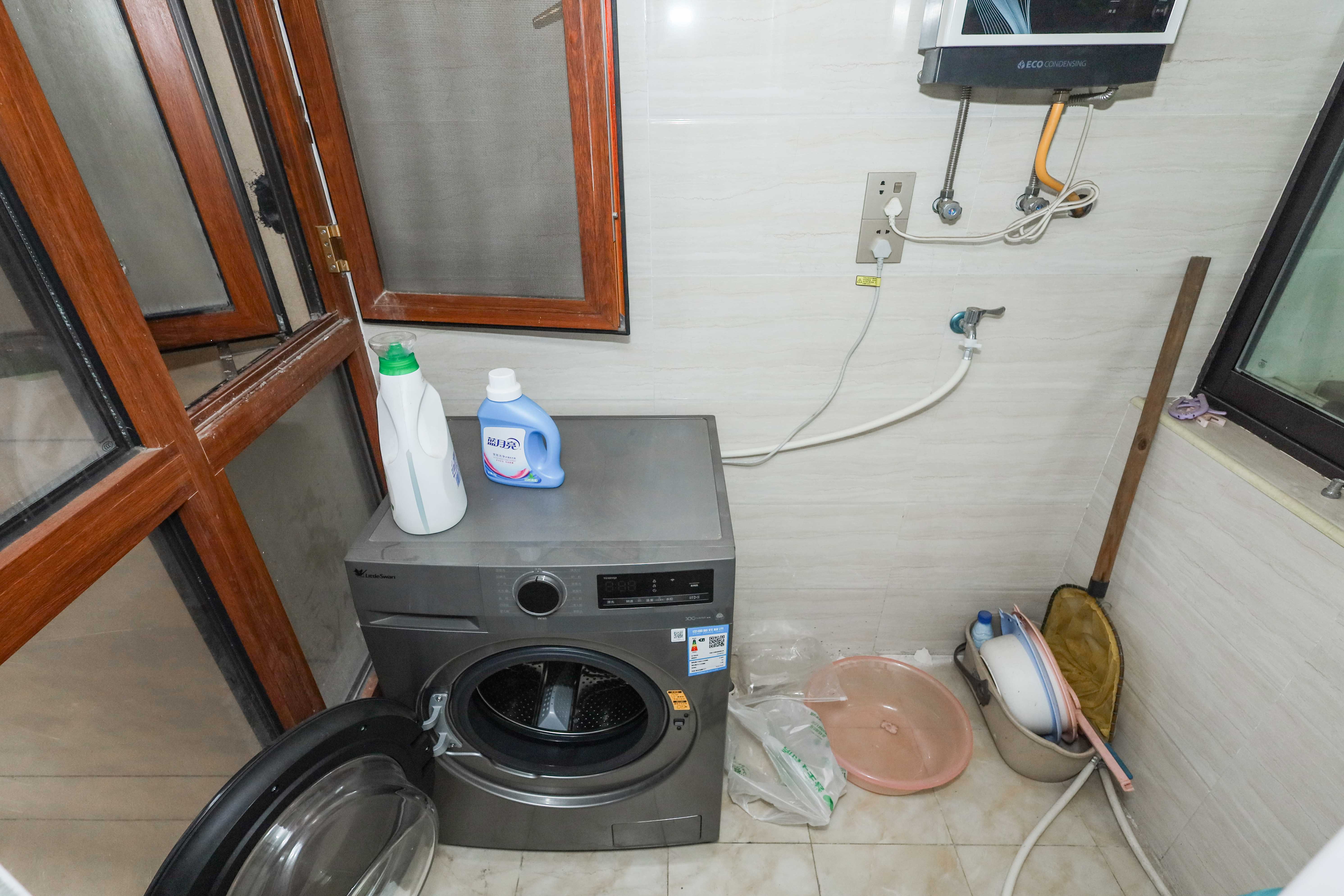 梅溪鑫苑名家 3室2厅1卫 92.0万 梅溪鑫苑名家 3室2厅1卫 92.0万卫生间