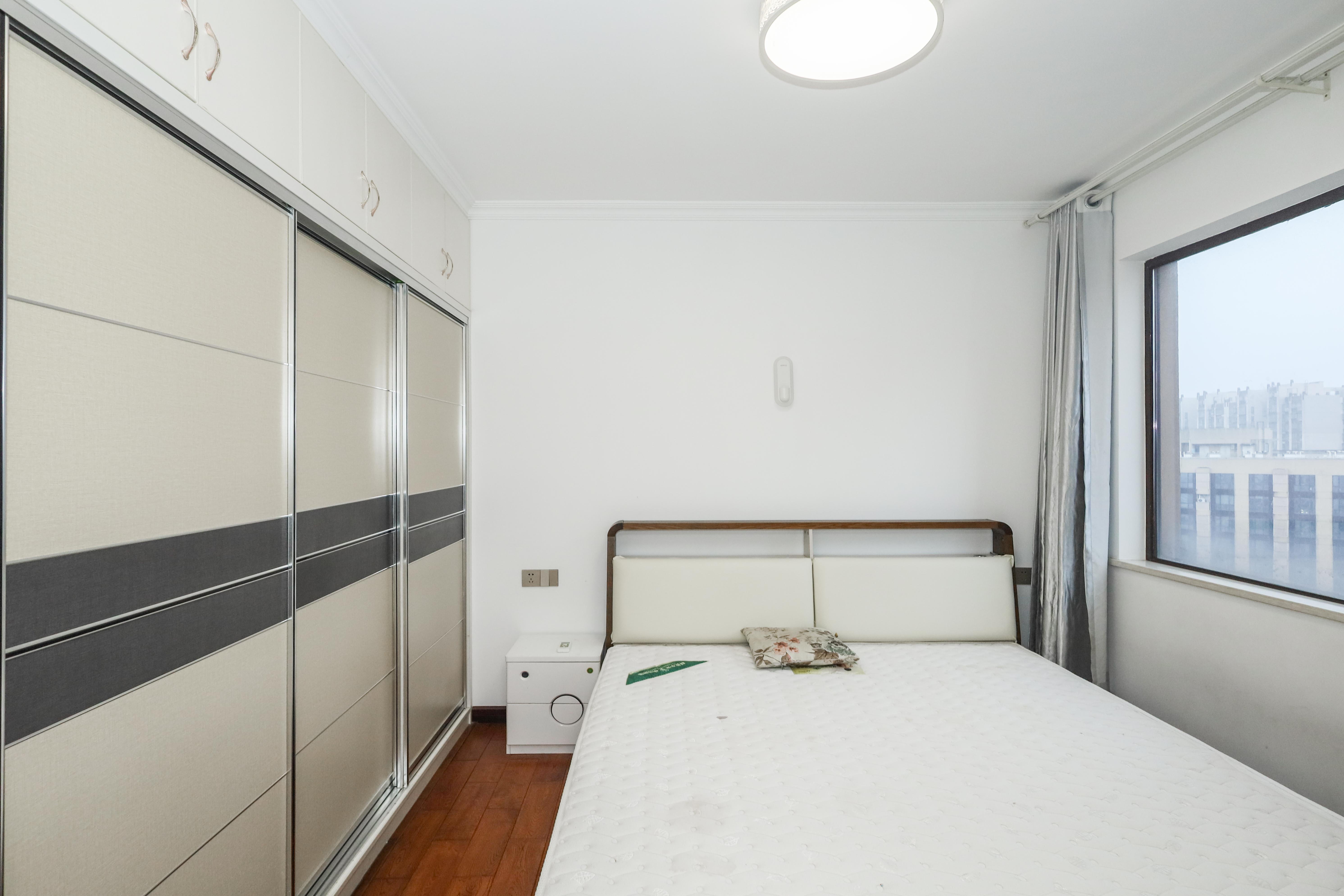 梅溪鑫苑名家 3室2厅1卫 92.0万 梅溪鑫苑名家 3室2厅1卫 92.0万卧室