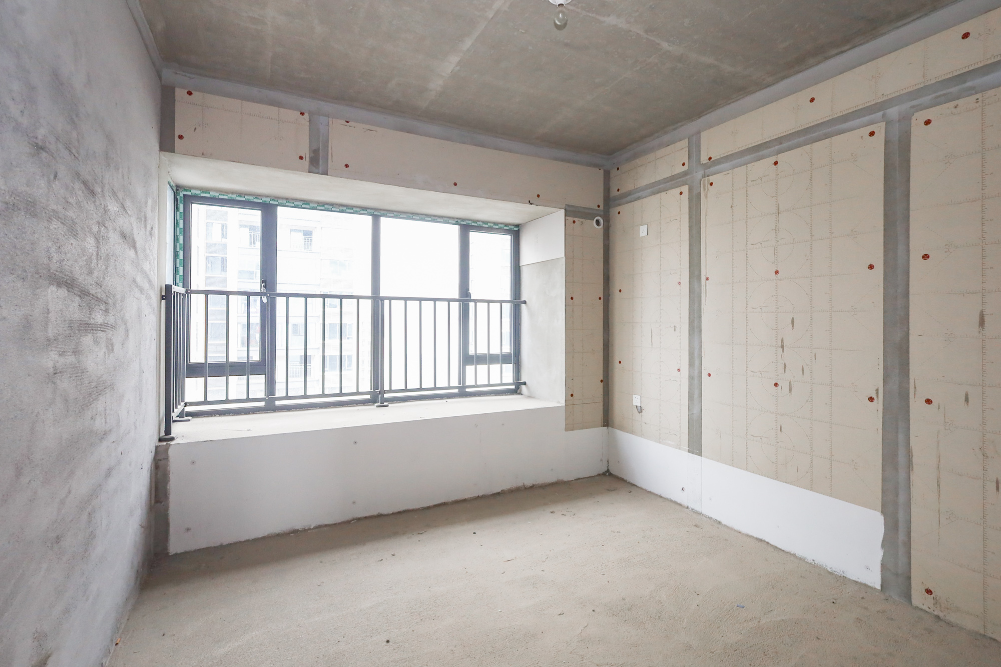 华杰天骄(滨江福源里) 4室2厅2卫 185.0万 华杰天骄(滨江福源里) 4室2厅2卫 185.0万卧室