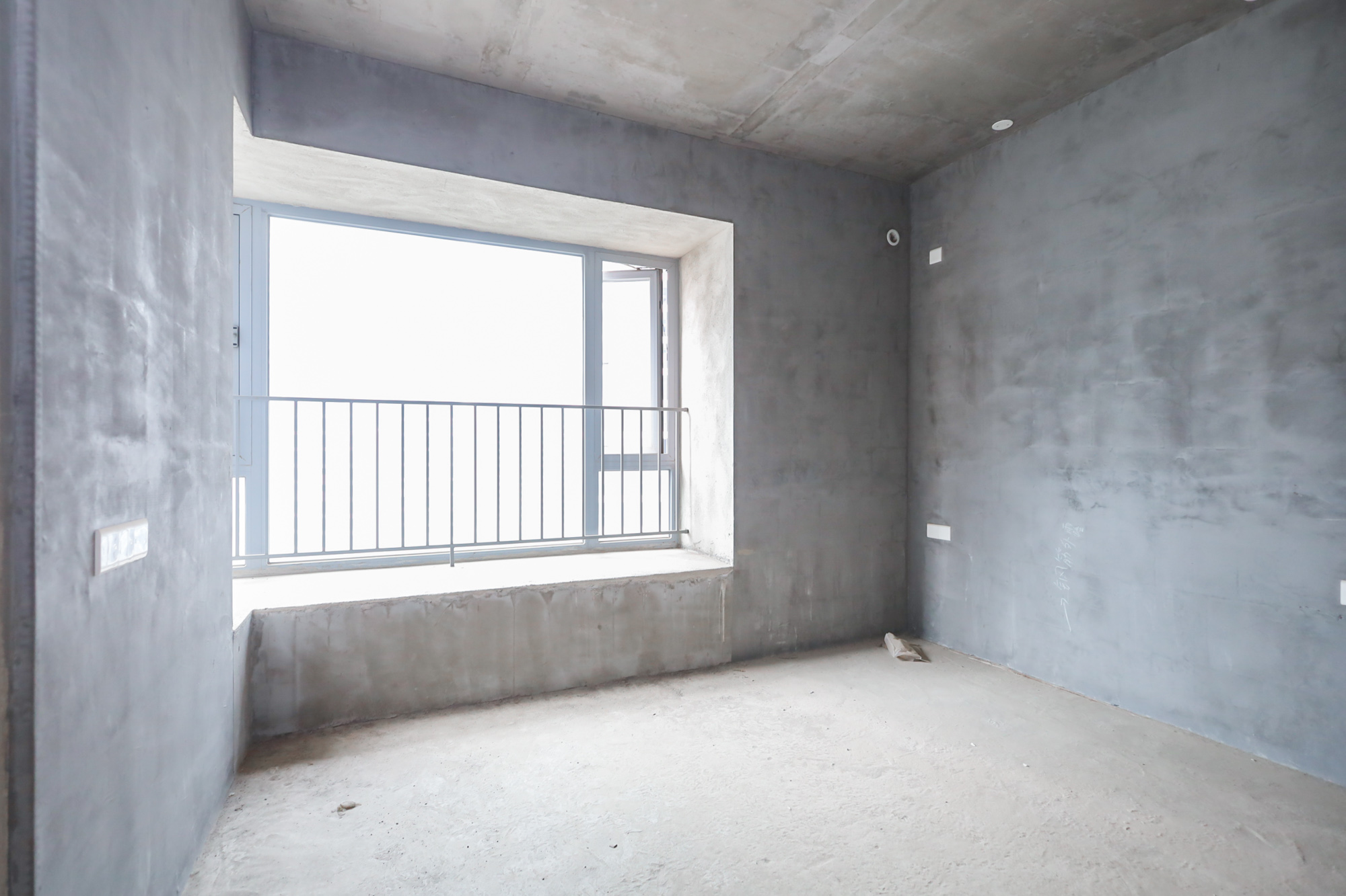 保利天禧C区 4室2厅2卫 290.0万 保利天禧C区 4室2厅2卫 290.0万卧室