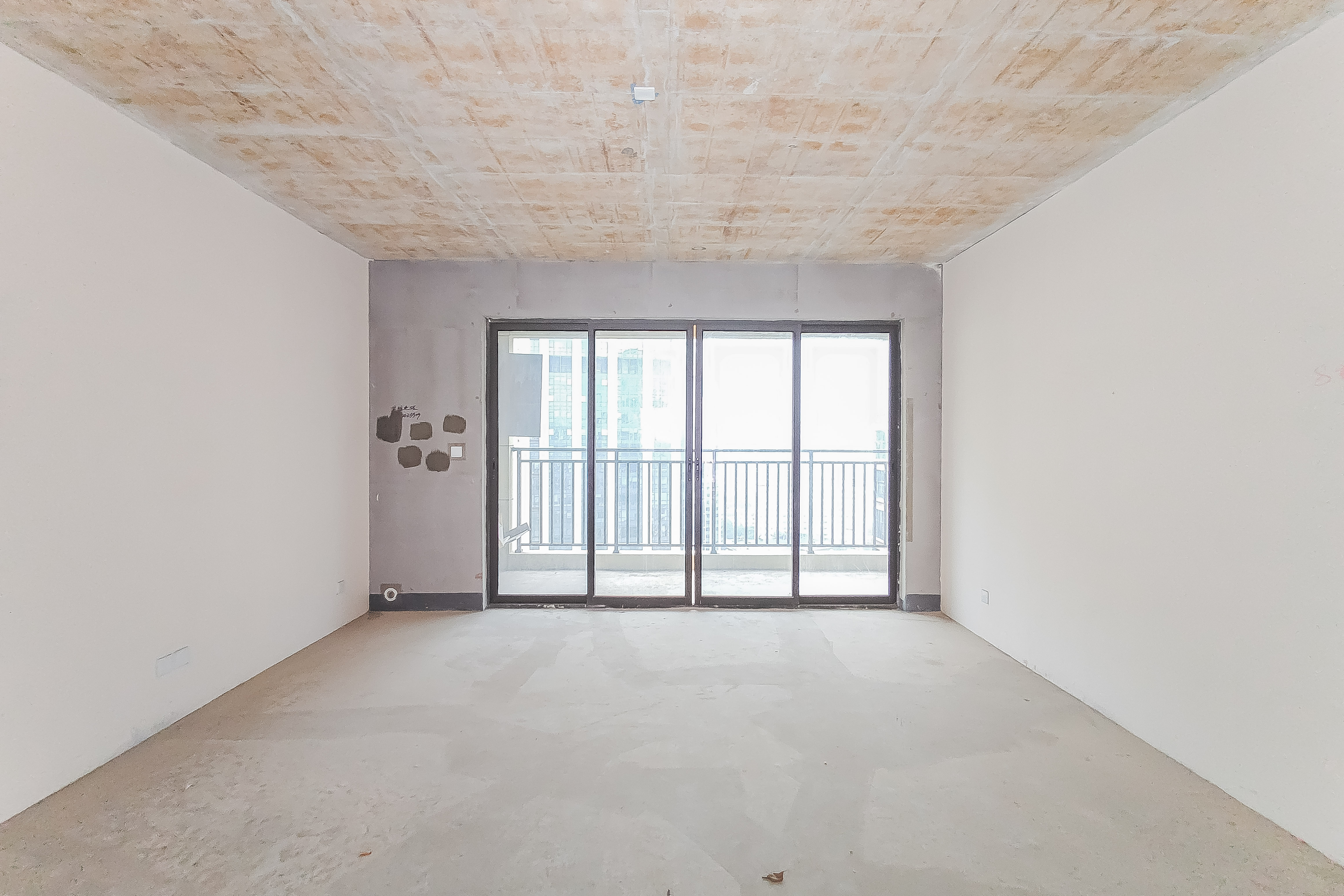 世茂璀璨天城  4室2厅3卫    239.0万 世茂璀璨天城  4室2厅3卫    239.0万客厅