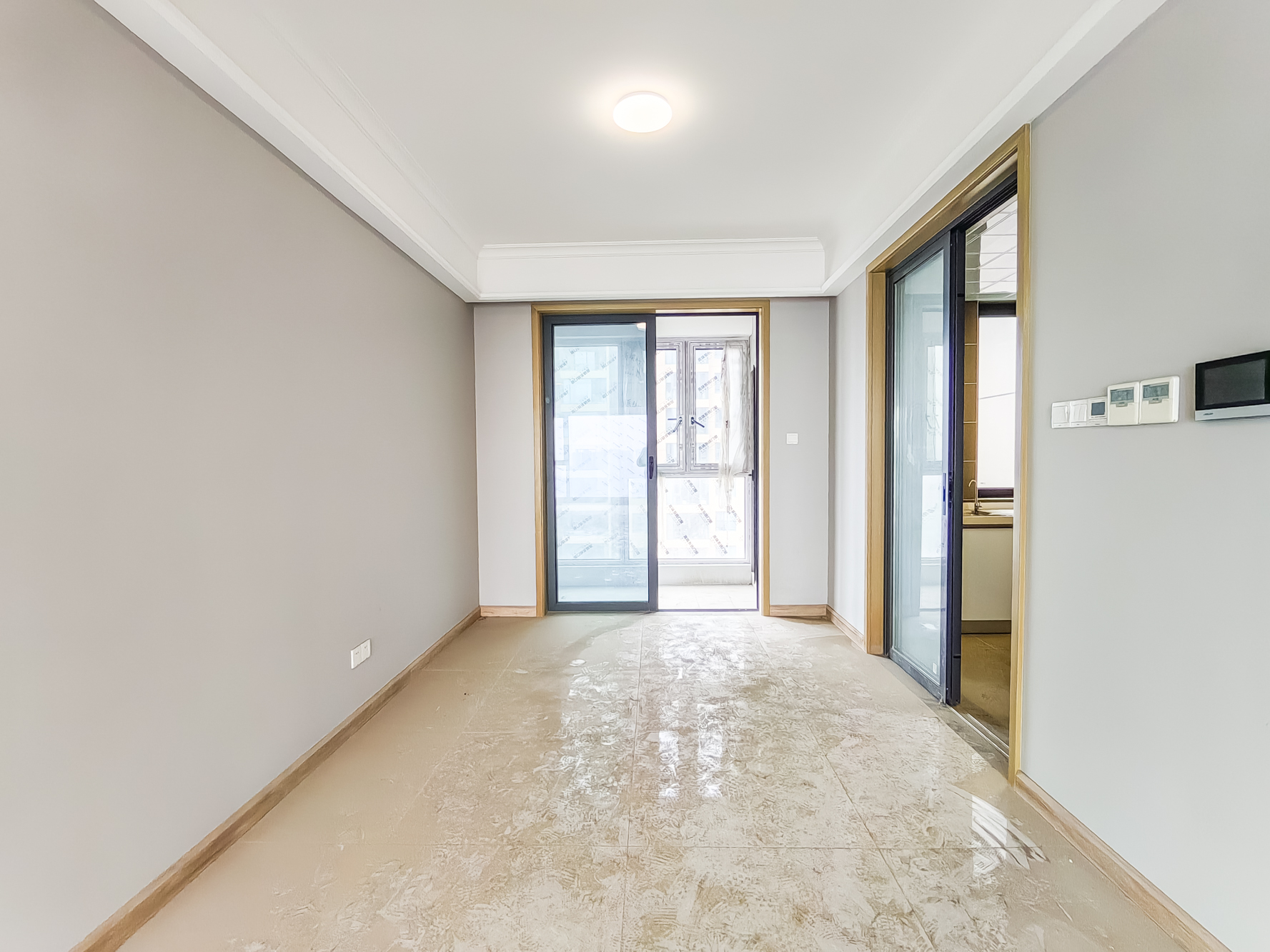 运达锦绣广场 4室2厅2卫 159.8万 运达锦绣广场 4室2厅2卫 159.8万其他