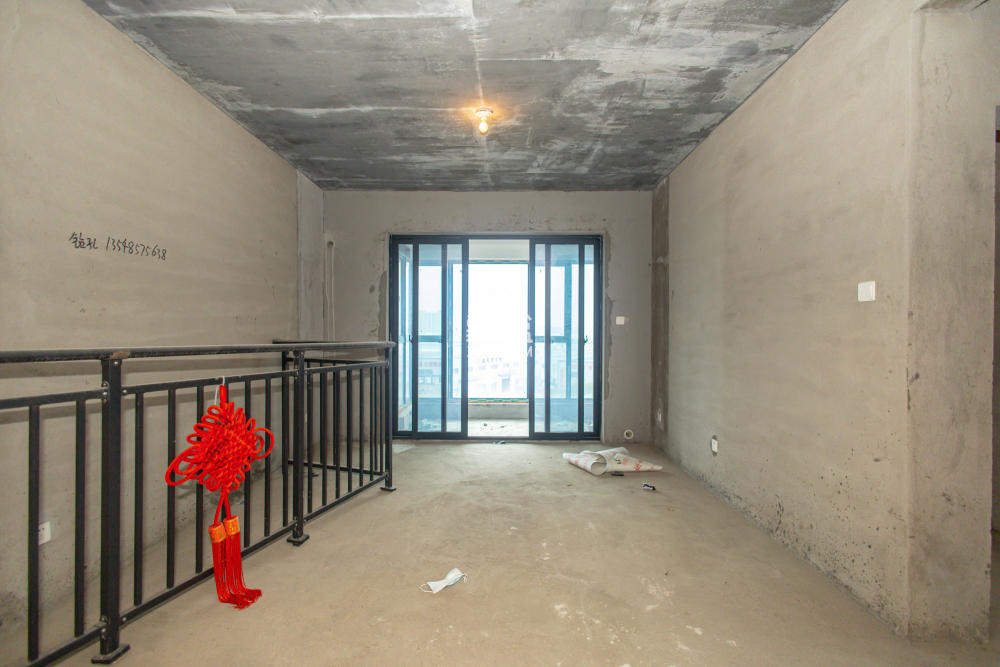 盛地东方芯府  3室2厅1卫    51.8万