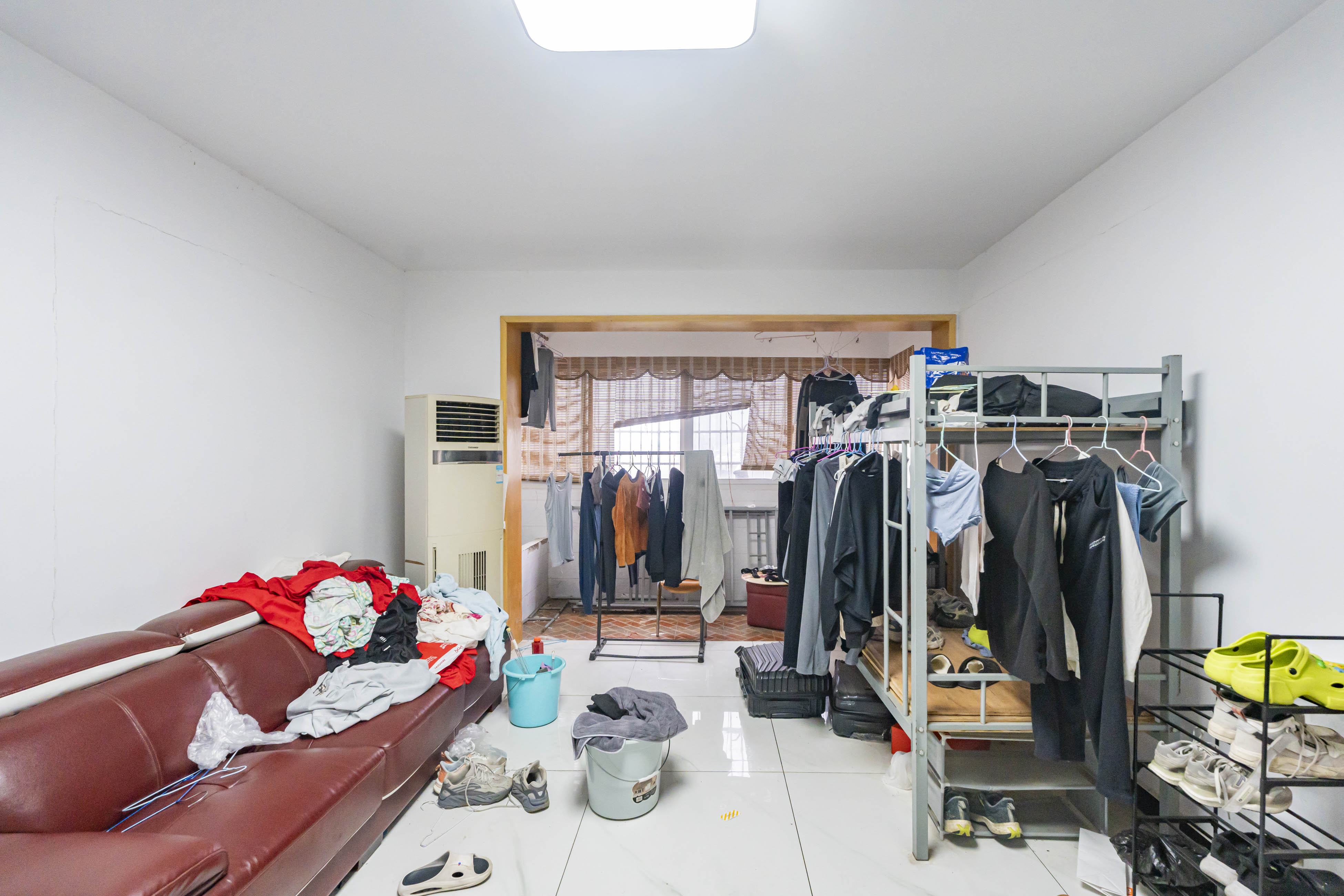 洪山家园  3室2厅2卫   66.00万