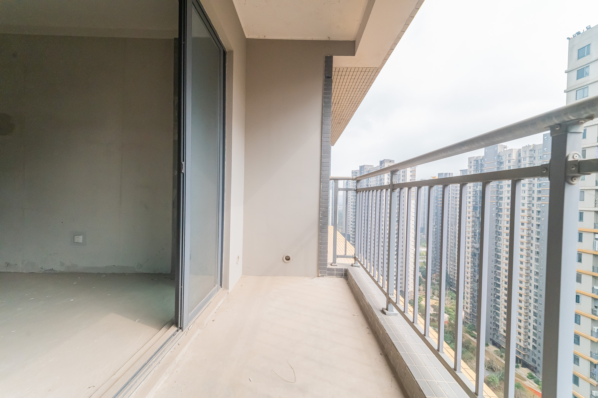 恒基凯旋门三期 3室2厅2卫 118.8万 恒基凯旋门三期 3室2厅2卫 118.8万其他