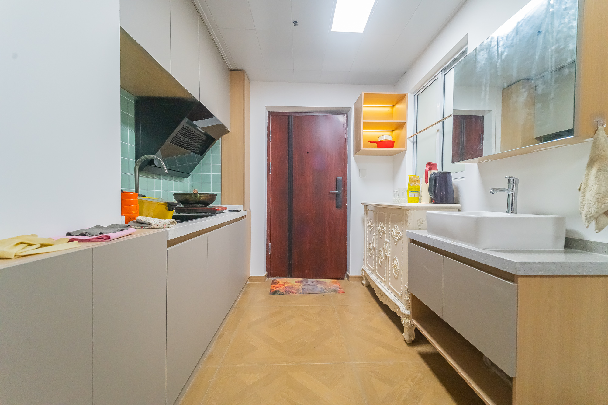 星沙算中心  1室1厅1卫    35.8万 星沙算中心  1室1厅1卫    35.8万厨房