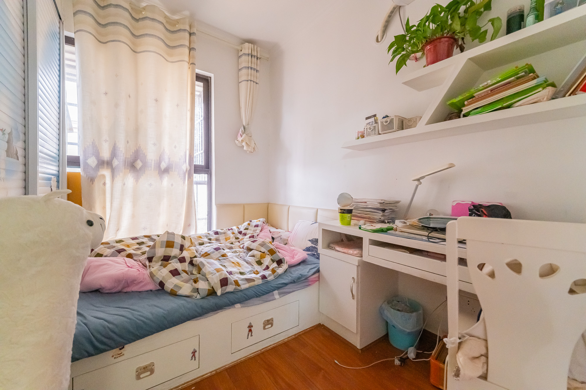 星湖湾一期高层 3室2厅1卫 65.8万 星湖湾一期高层 3室2厅1卫 65.8万卧室