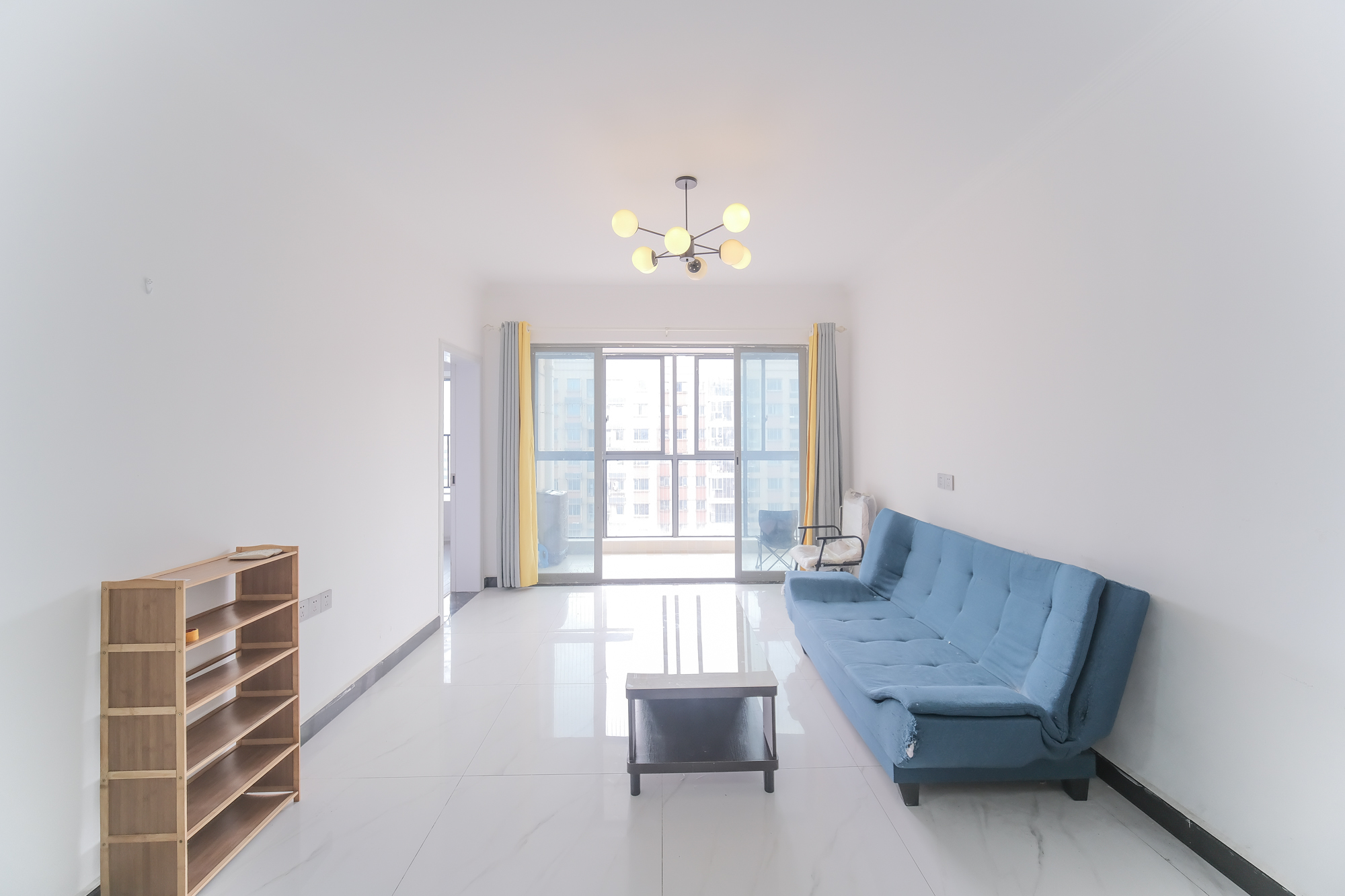 湖湘奥林匹克花园  3室2厅1卫    68.0万 湖湘奥林匹克花园  3室2厅1卫    68.0万客厅