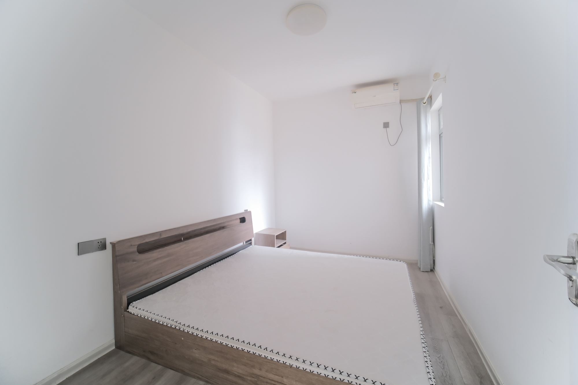 湖湘奥林匹克花园  3室2厅1卫    68.0万 湖湘奥林匹克花园  3室2厅1卫    68.0万卧室