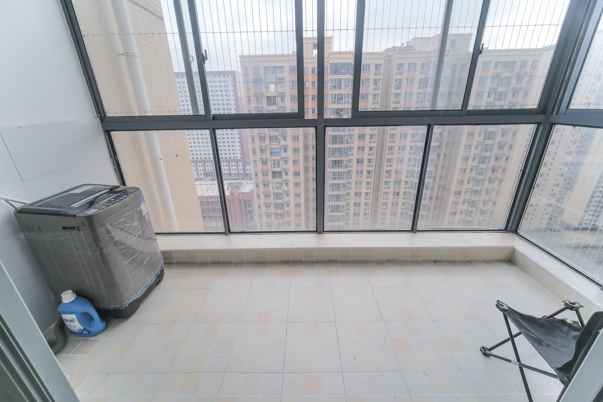 湖湘奥林匹克花园  3室2厅1卫    68.0万 湖湘奥林匹克花园  3室2厅1卫    68.0万阳台