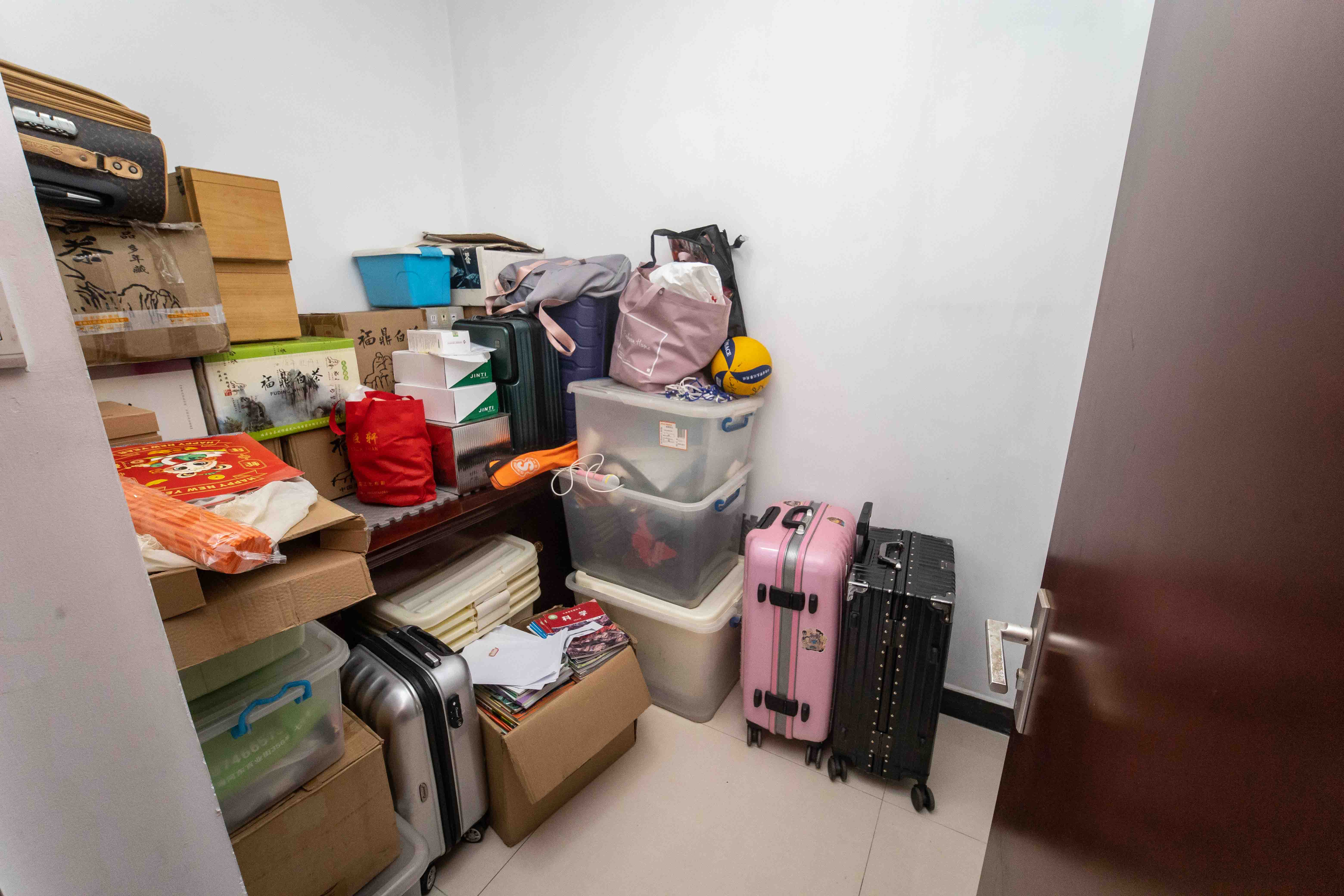 荷花园电信宿舍(天辰荷花苑) 4室2厅2卫 151.0万 荷花园电信宿舍(天辰荷花苑) 4室2厅2卫 151.0万其他