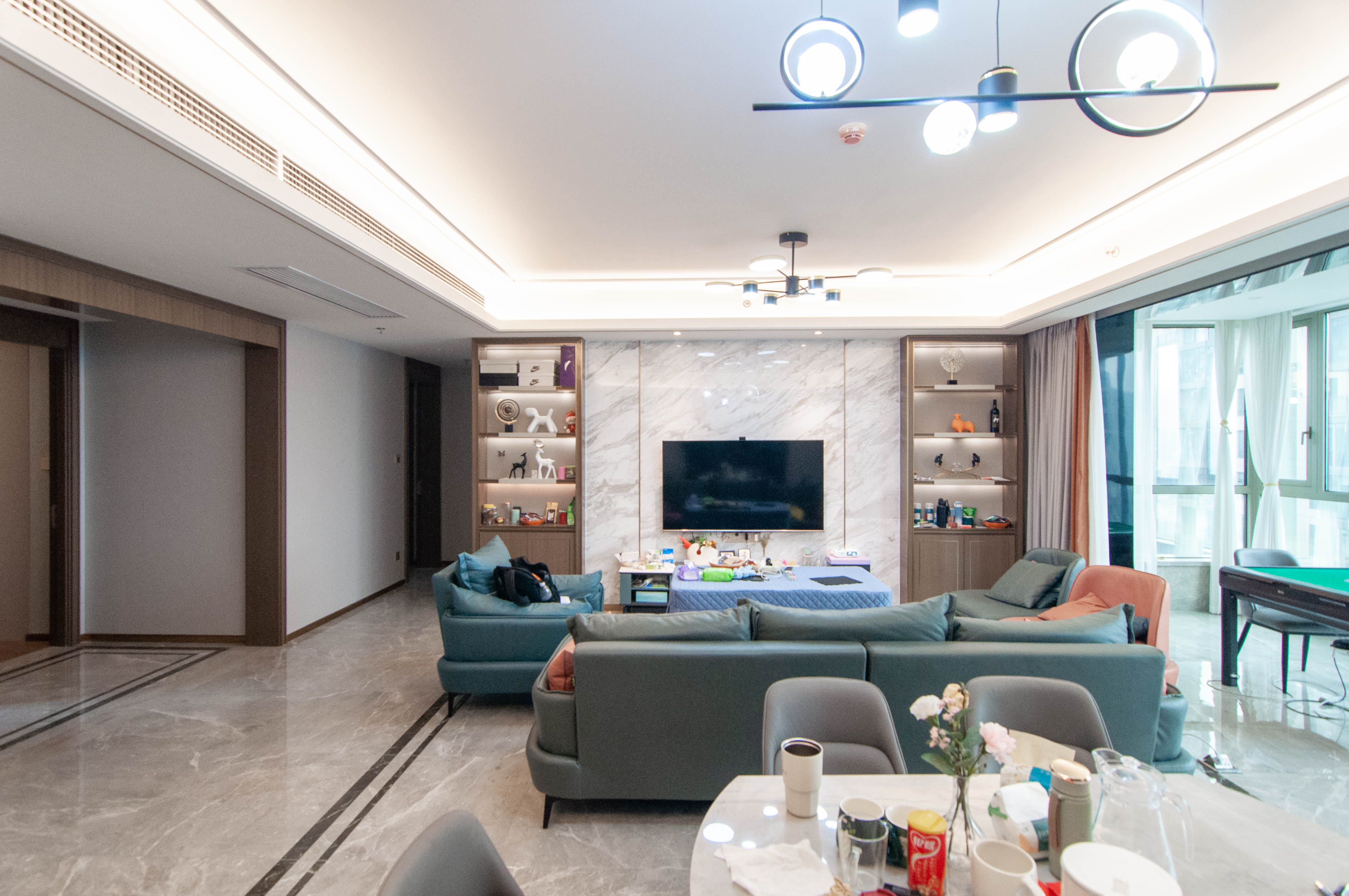 梅溪湖金茂湾  4室2厅2卫    339.0万 梅溪湖金茂湾  4室2厅2卫    339.0万客厅