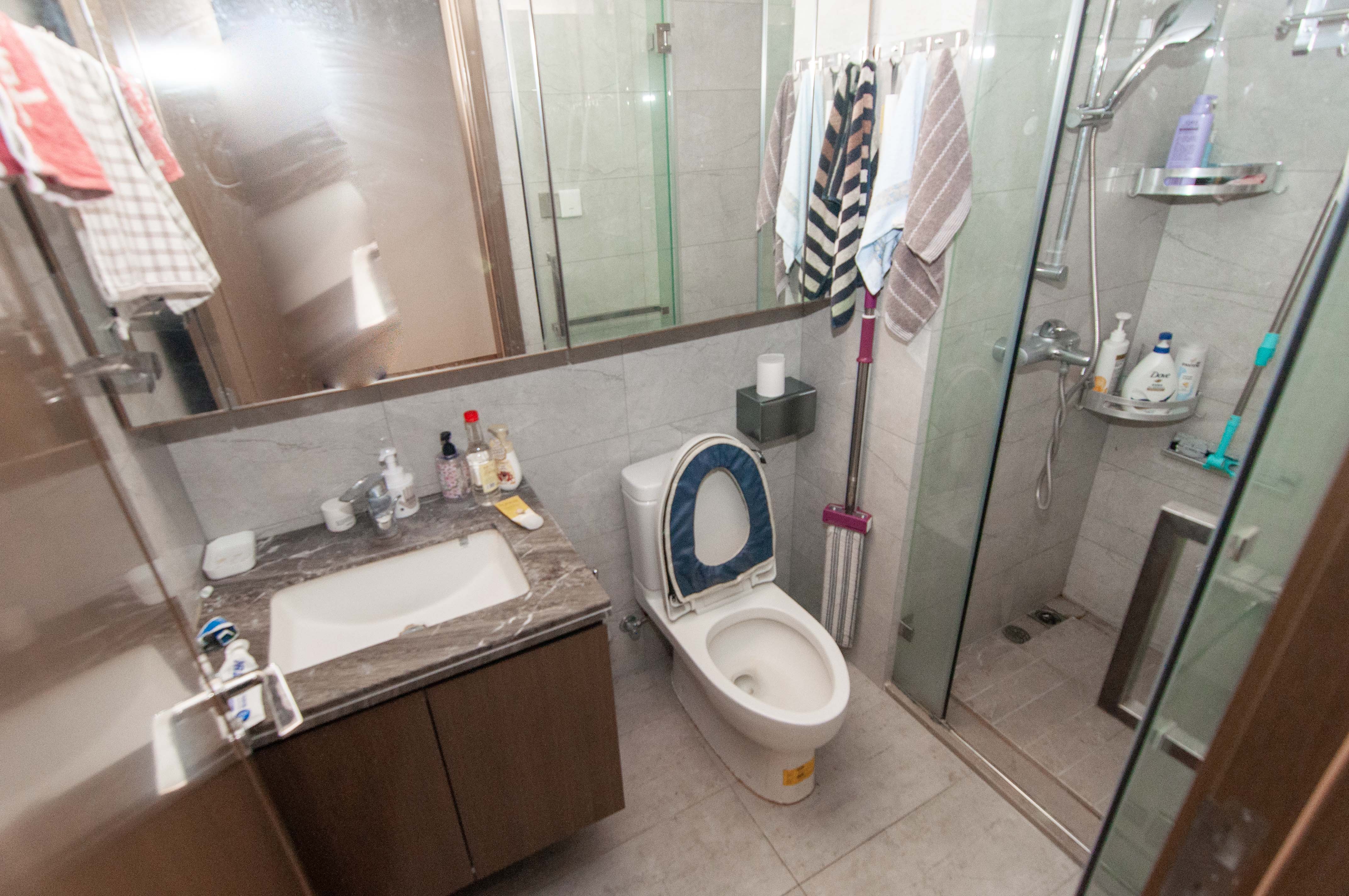 梅溪湖金茂湾  4室2厅2卫    339.0万 梅溪湖金茂湾  4室2厅2卫    339.0万卫生间