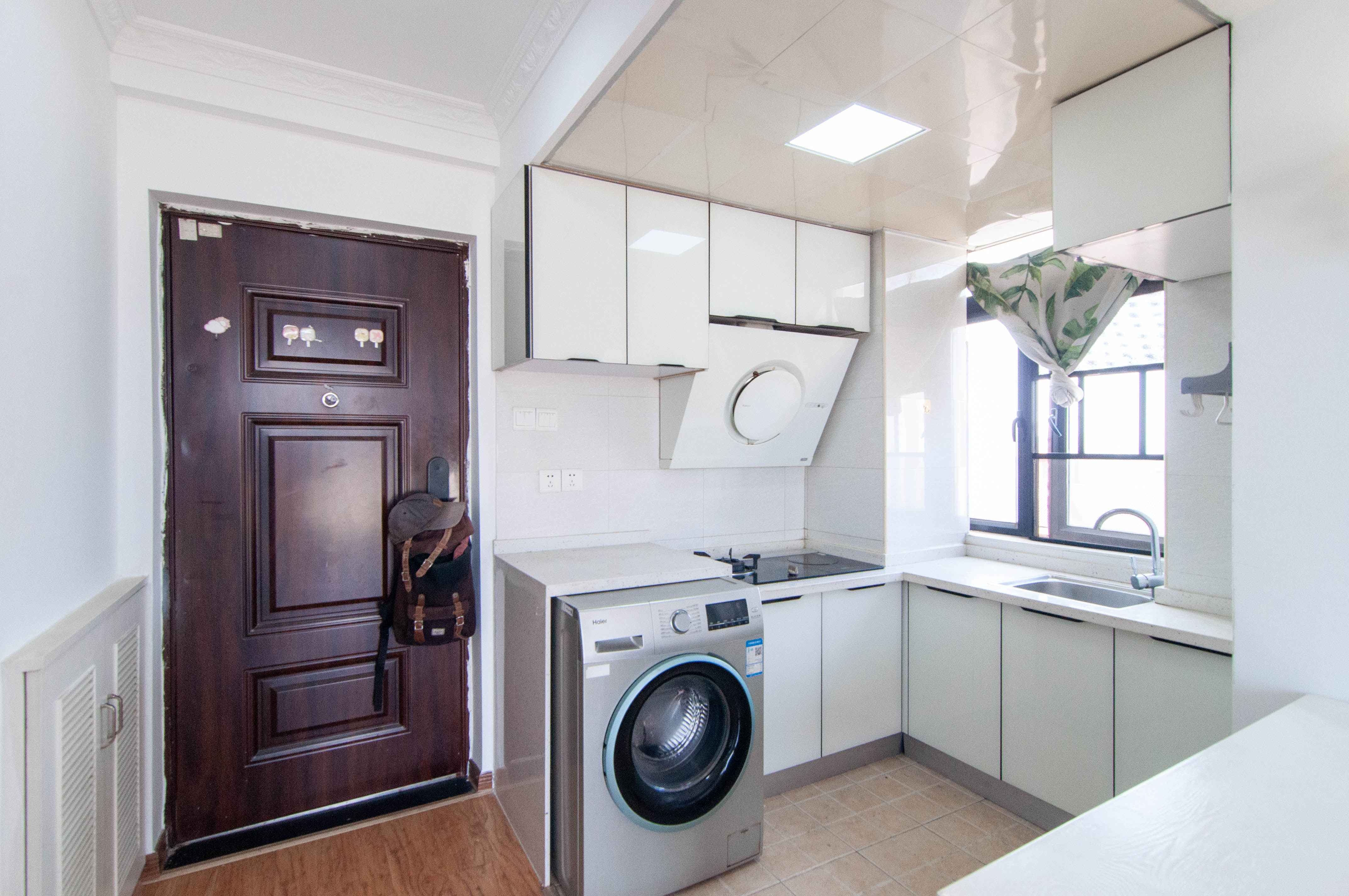 麓谷明珠 1室1厅1卫 30.0万 麓谷明珠 1室1厅1卫 30.0万厨房