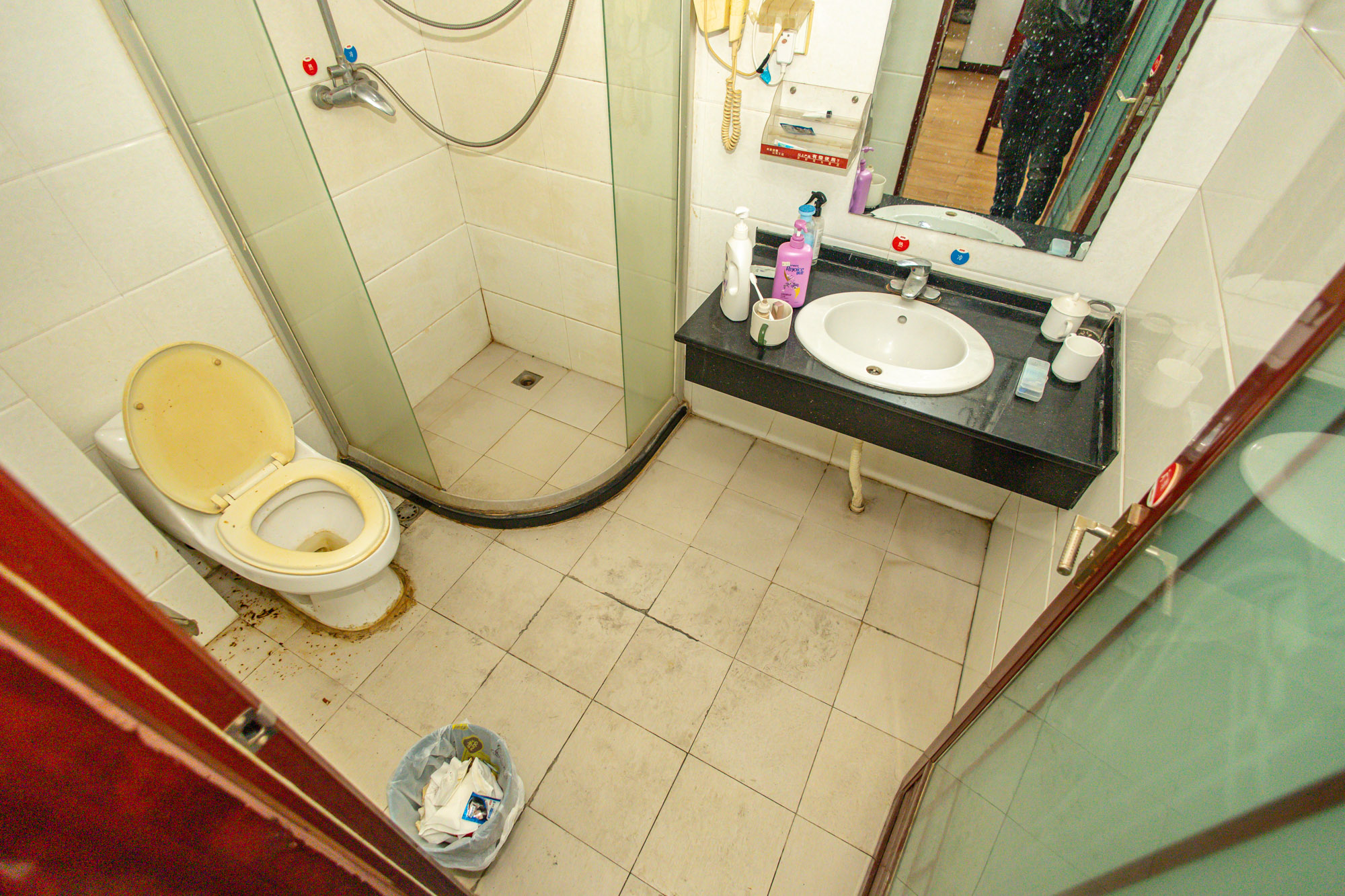 星沙四区  6室2厅2卫    160.0万 星沙四区  6室2厅2卫    160.0万卫生间