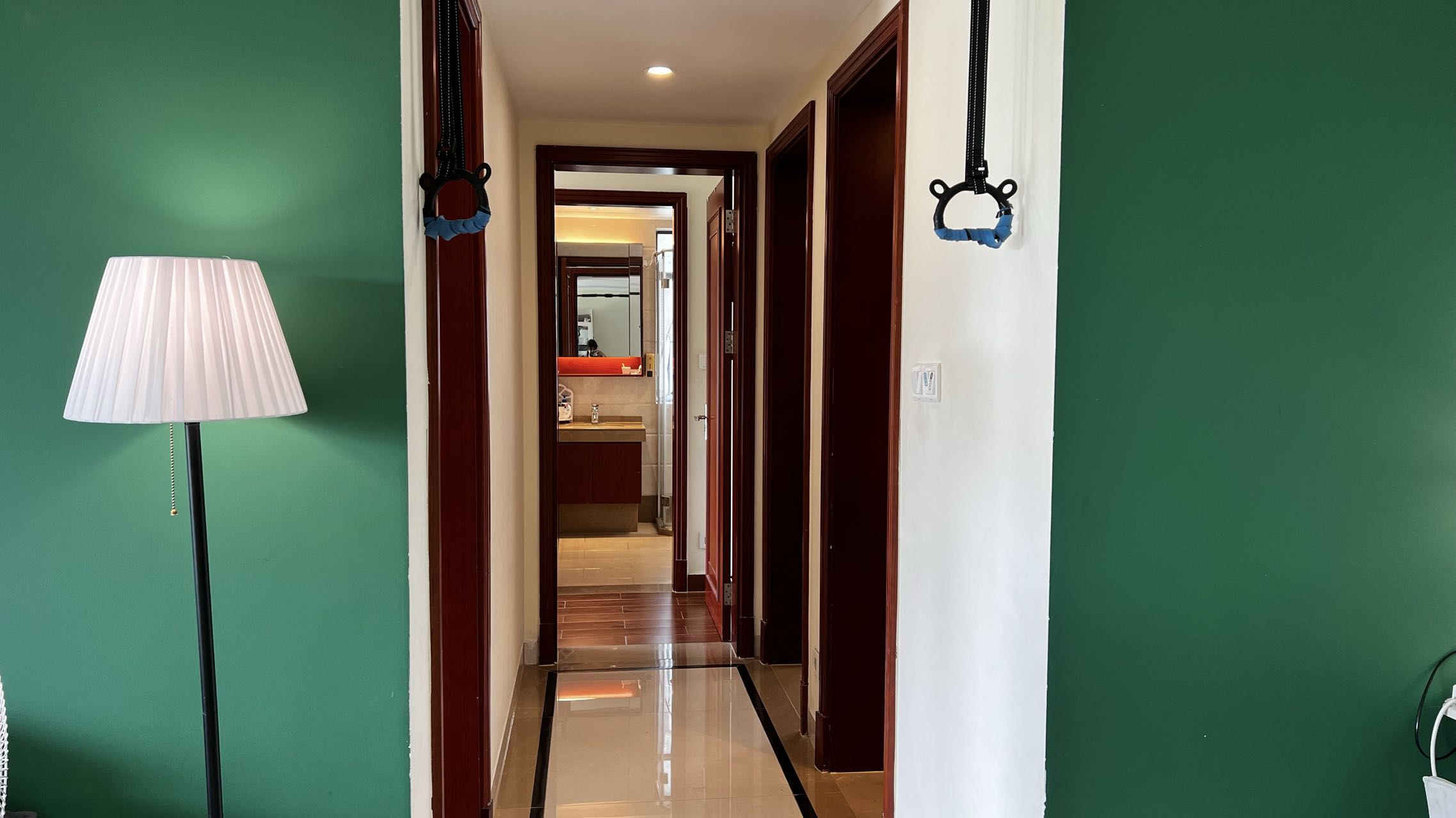 碧桂园滨海国际二期(君临湾) 3室2厅1卫 236.0万 碧桂园滨海国际二期(君临湾) 3室2厅1卫 236.0万其他