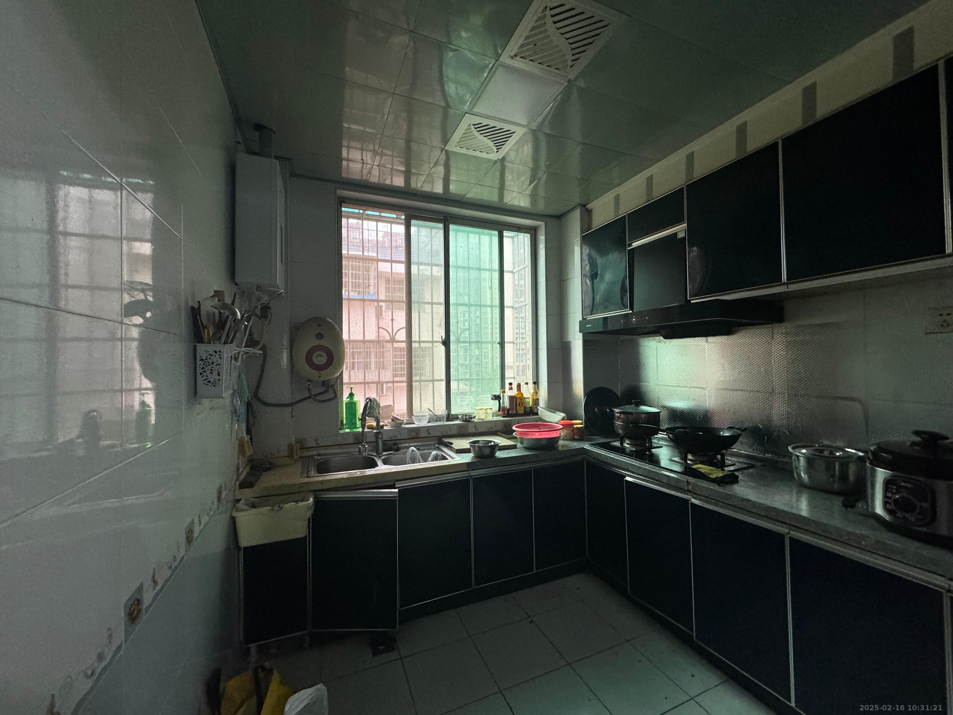 茶叶大市场“山水茗园” 2室1厅1卫 1400.0元/月 茶叶大市场“山水茗园” 2室1厅1卫 1400.0元/月室内图