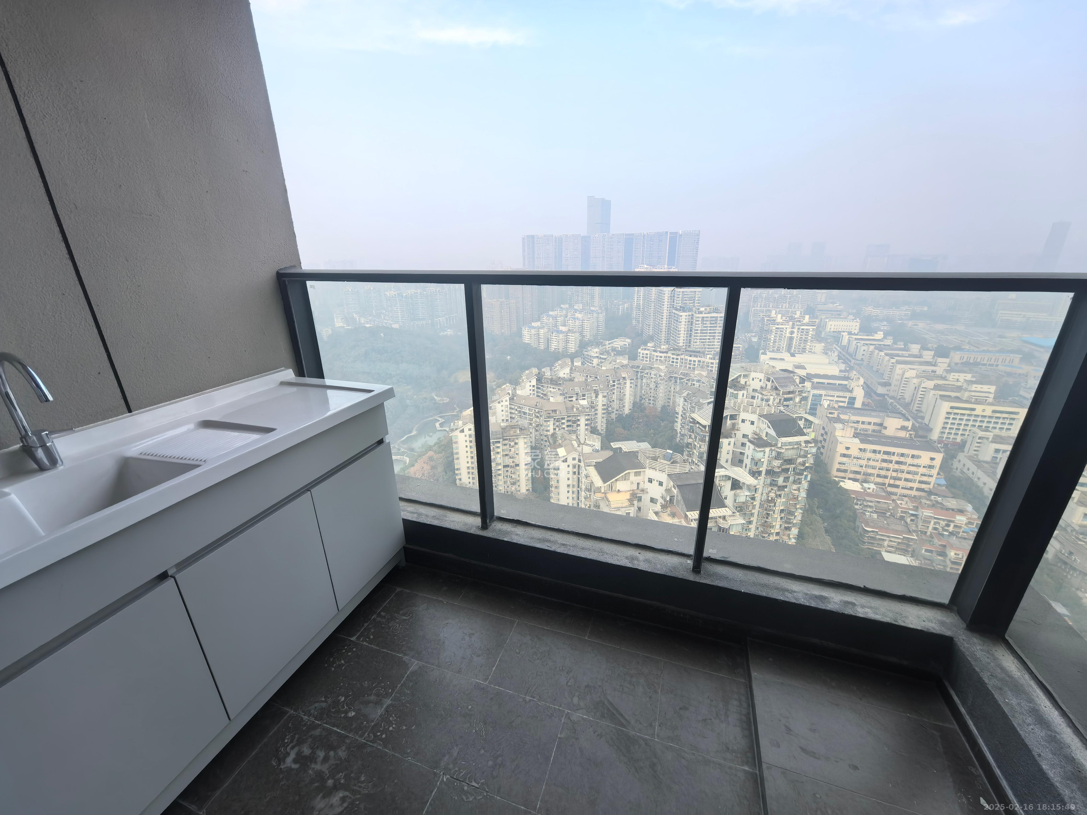 江山印  4室2厅4卫   18000.00元/月室内图