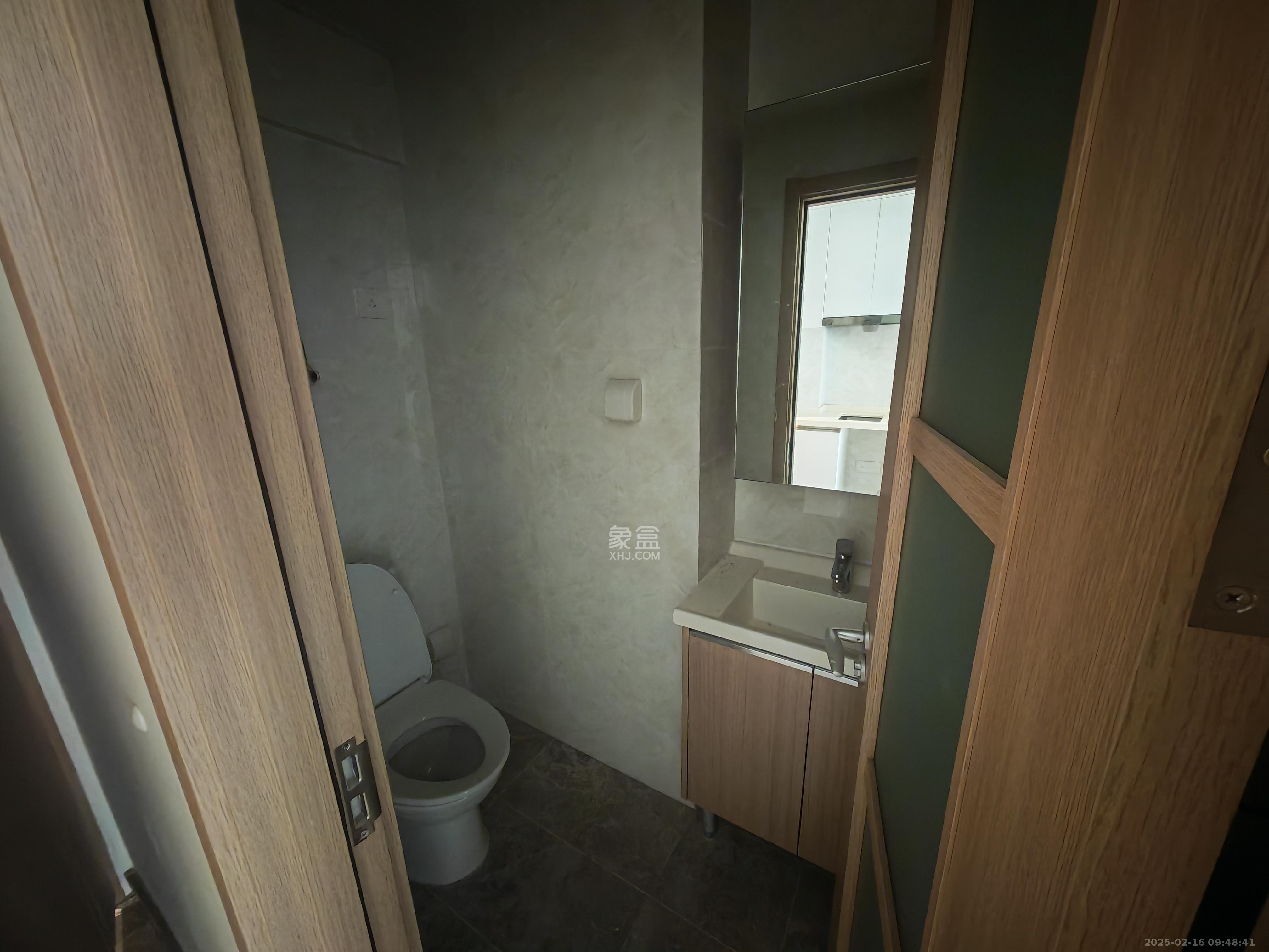 卓越浅水湾  1室1厅1卫    1300.0元/月 卓越浅水湾  1室1厅1卫    1300.0元/月室内图