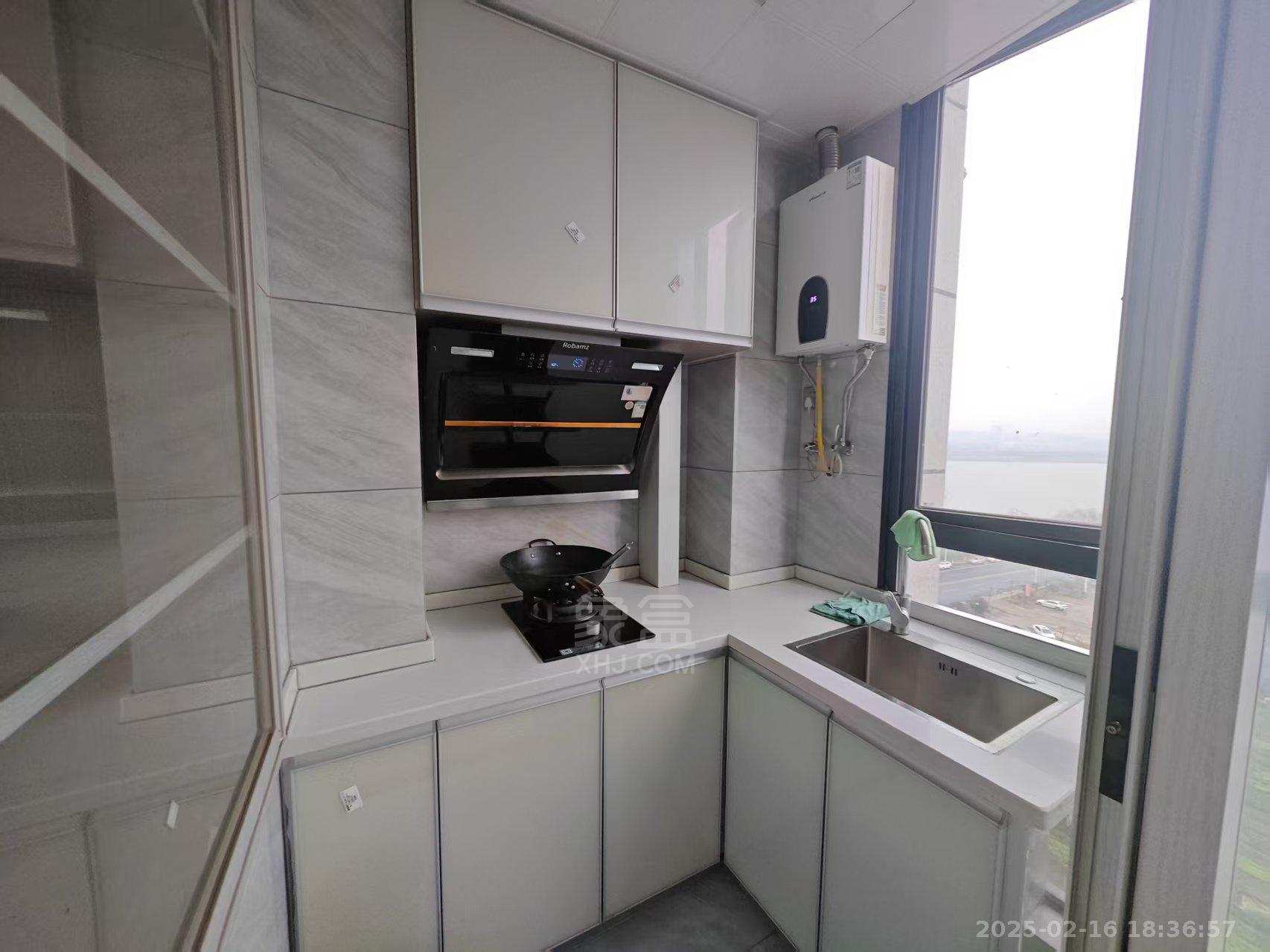 中泰财富湘江 1室1厅1卫 1300.0元/月 中泰财富湘江 1室1厅1卫 1300.0元/月室内图