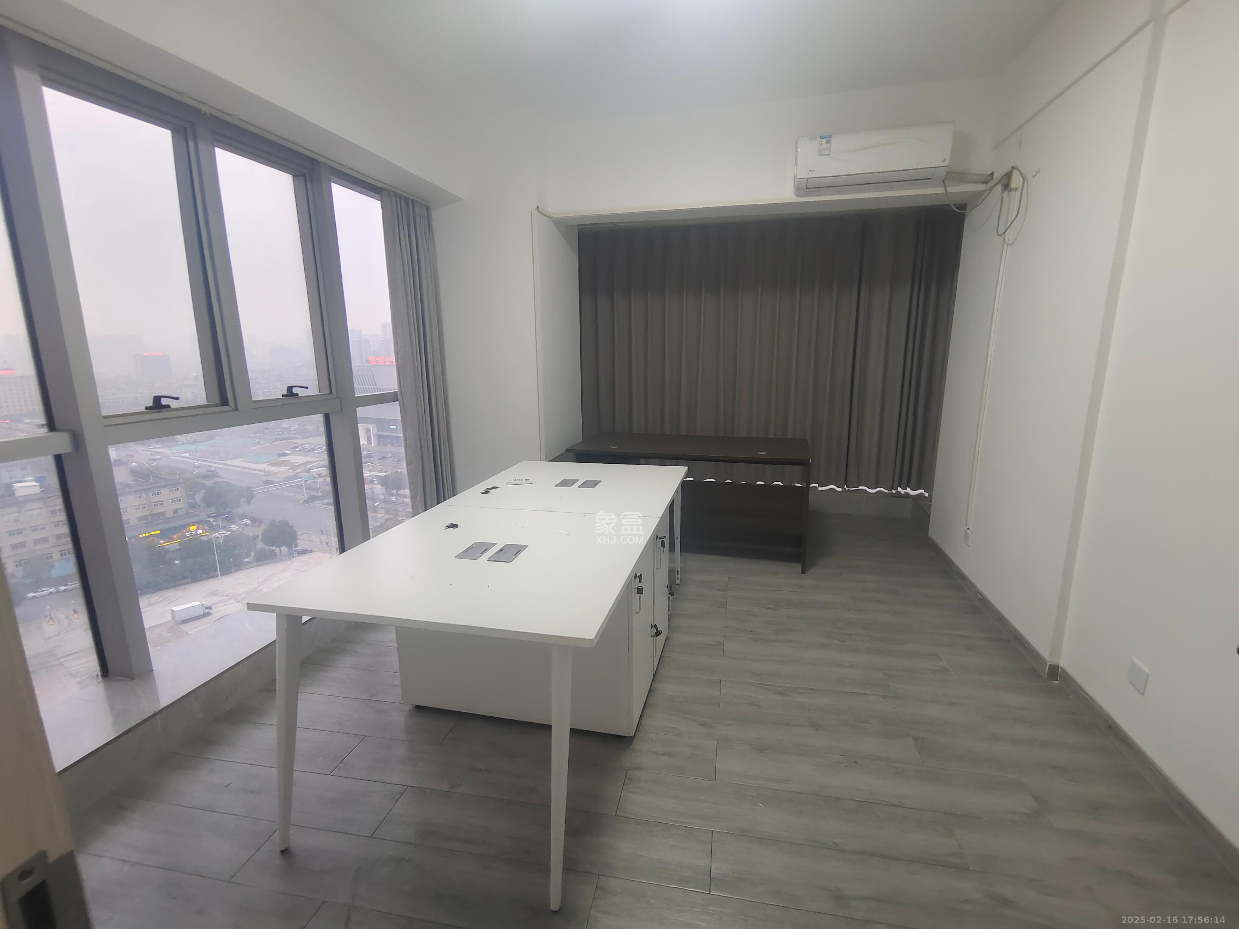 高升时代广场(冠铭商务中心) 1室1厅1卫 2600.0元/月 高升时代广场(冠铭商务中心) 1室1厅1卫 2600.0元/月室内图