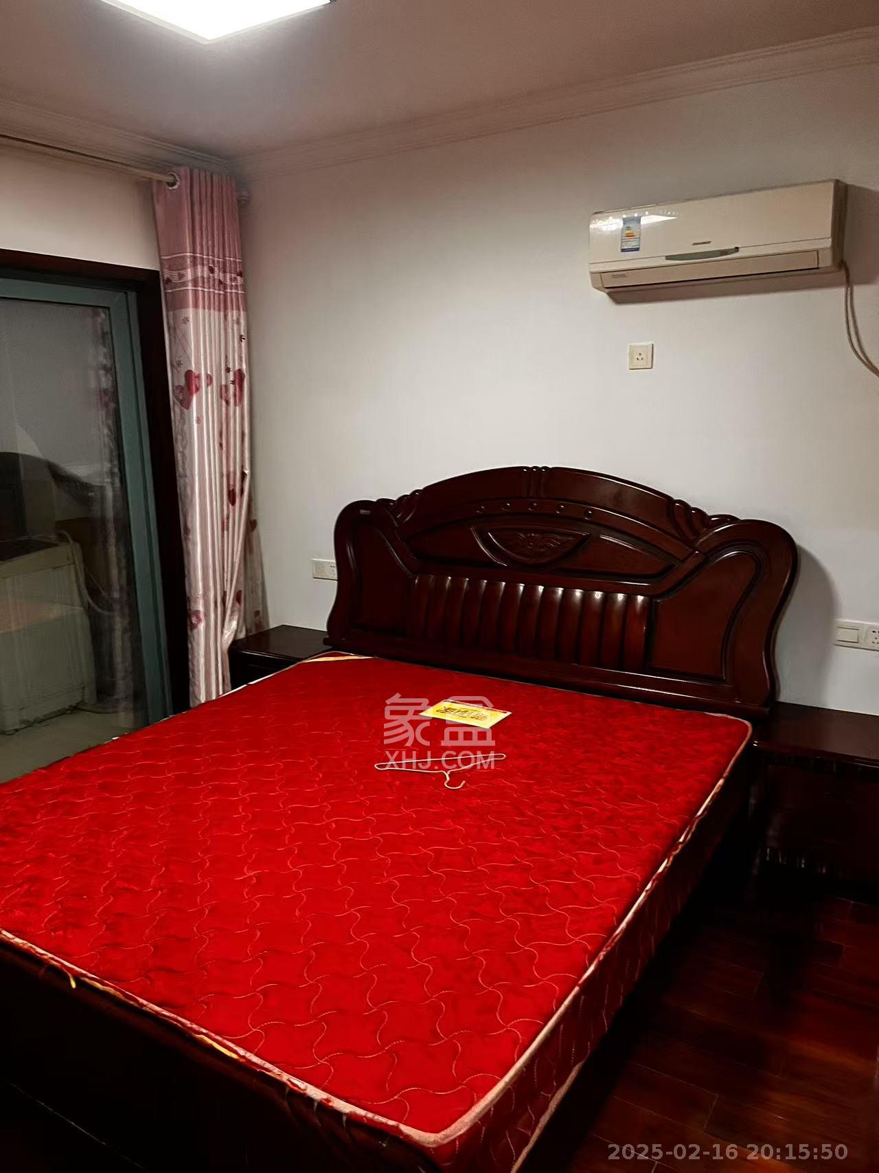 蝴蝶谷 3室2厅1卫 2000.0元/月 蝴蝶谷 3室2厅1卫 2000.0元/月室内图