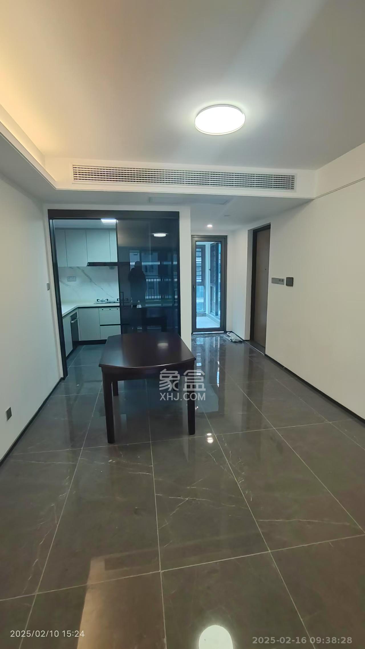 中海寰宇天下 5室2厅2卫 3800.0元/月 中海寰宇天下 5室2厅2卫 3800.0元/月室内图