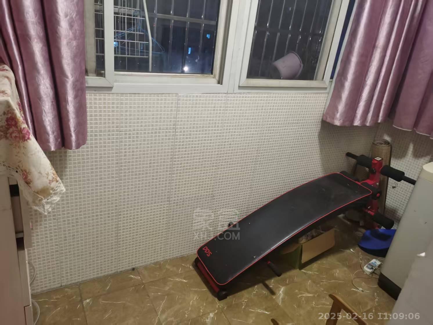 金帆小区 2室2厅1卫 1200.0元/月 金帆小区 2室2厅1卫 1200.0元/月室内图