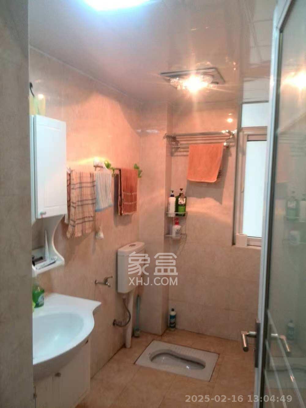 华银天际 3室2厅1卫 1700.0元/月 华银天际 3室2厅1卫 1700.0元/月室内图