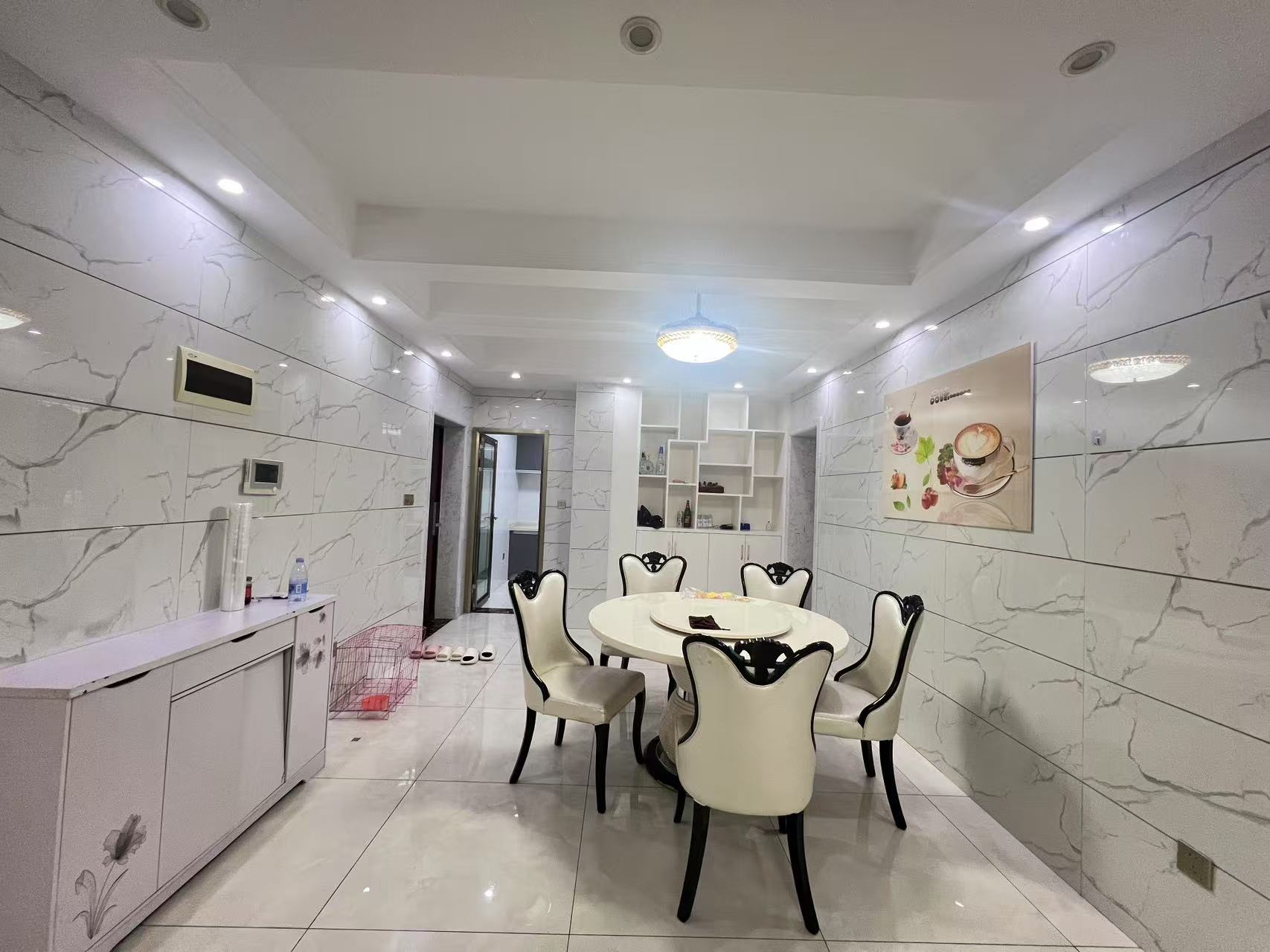 禧诚雁巢 3室2厅2卫 2600.0元/月 禧诚雁巢 3室2厅2卫 2600.0元/月室内图