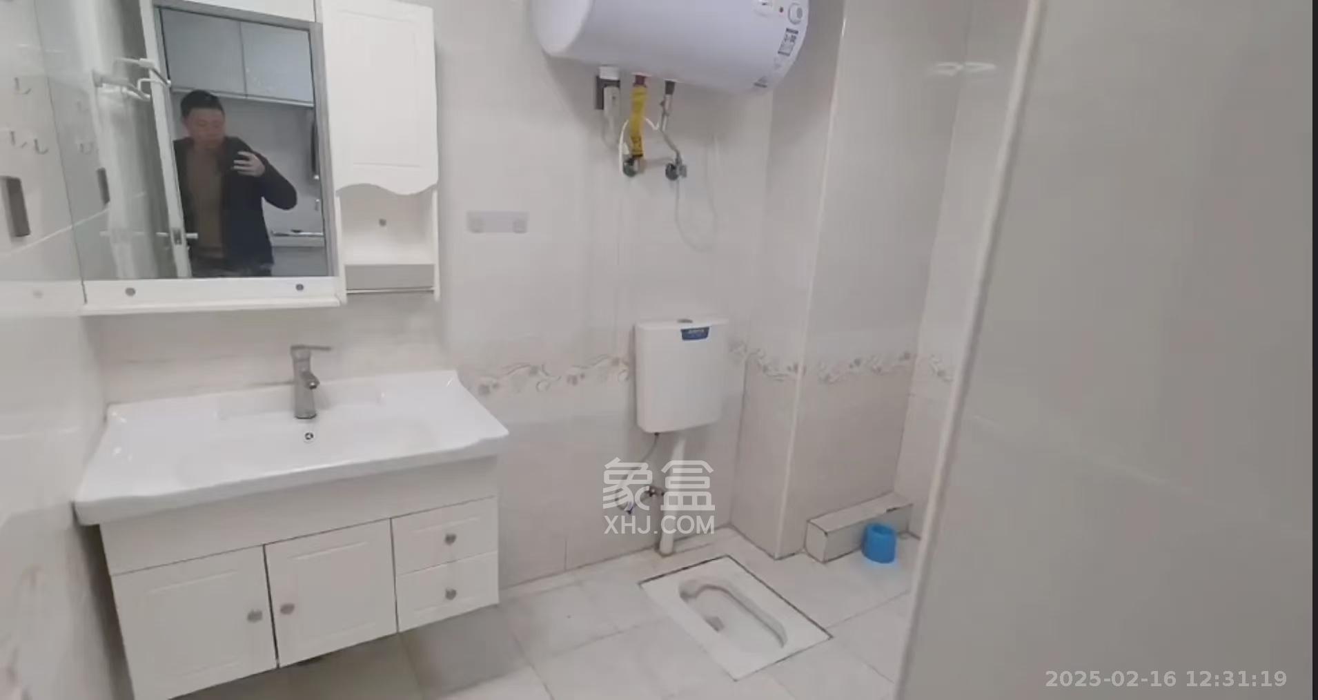 鑫远玲珑 1室1厅1卫 1500.0元/月 鑫远玲珑 1室1厅1卫 1500.0元/月室内图