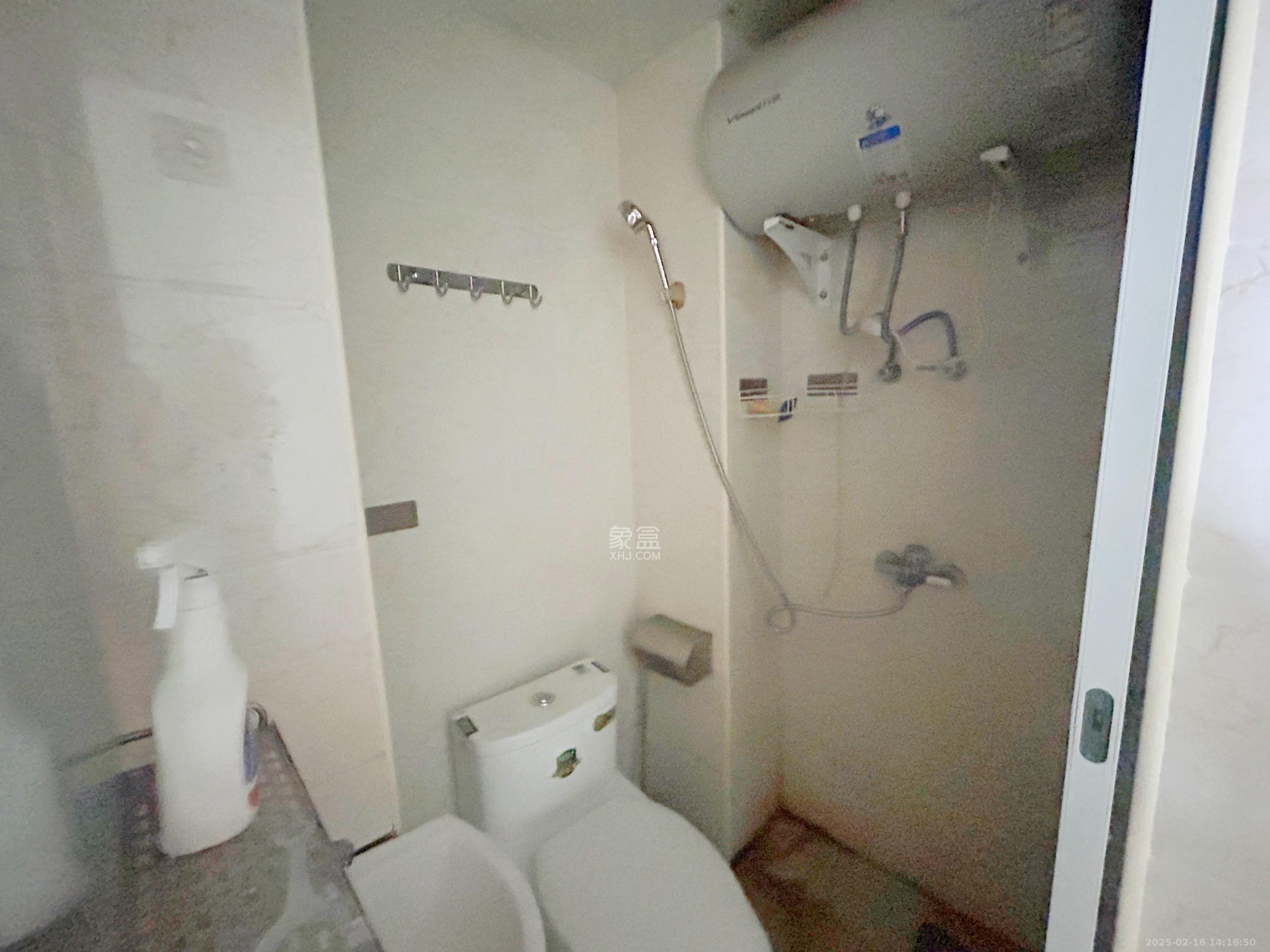 欧亚达国际广场 1室1厅1卫 1300.0元/月 欧亚达国际广场 1室1厅1卫 1300.0元/月室内图