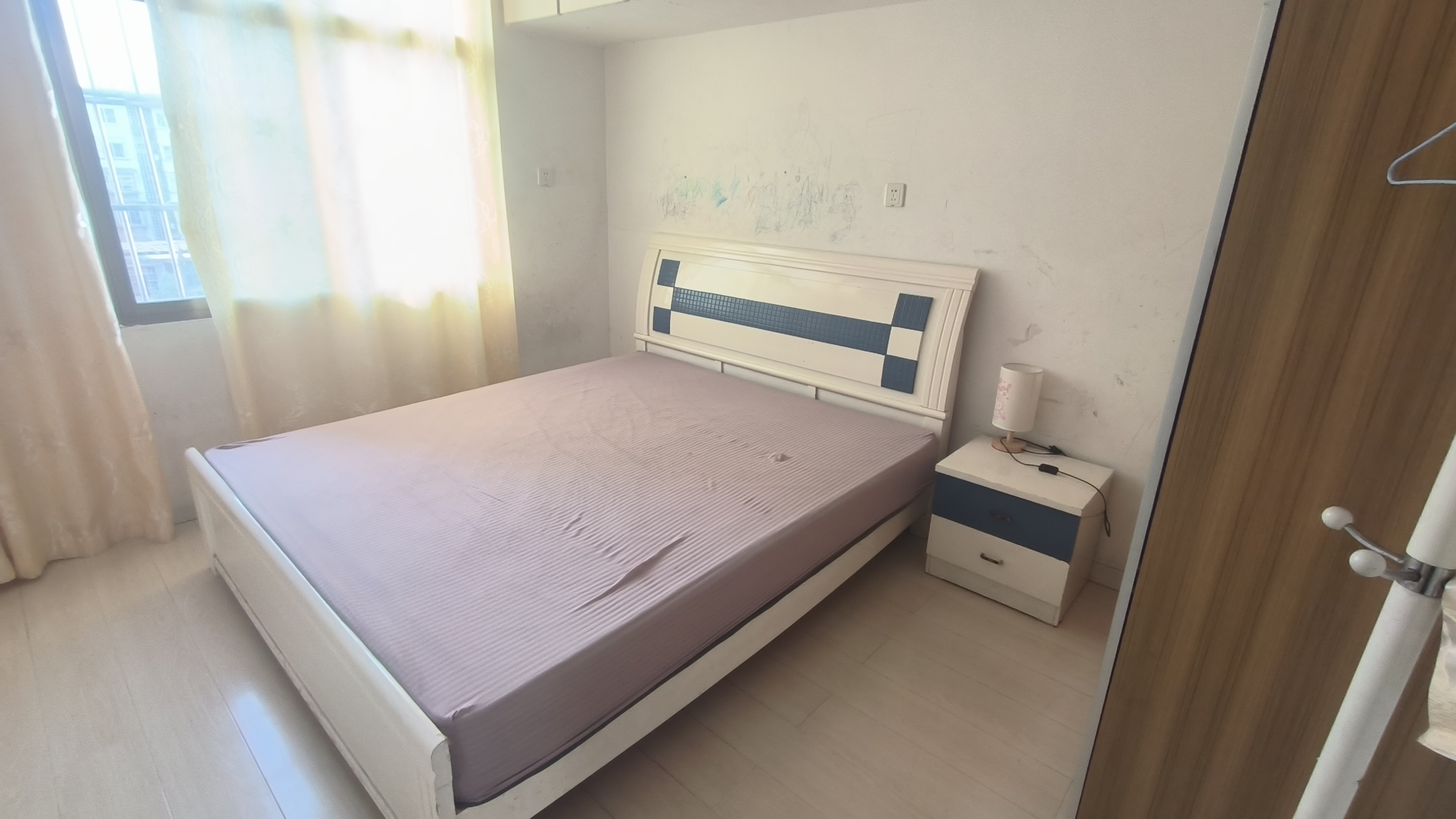 立新路散盘 3室2厅1卫 1000.0元/月 立新路散盘 3室2厅1卫 1000.0元/月室内图