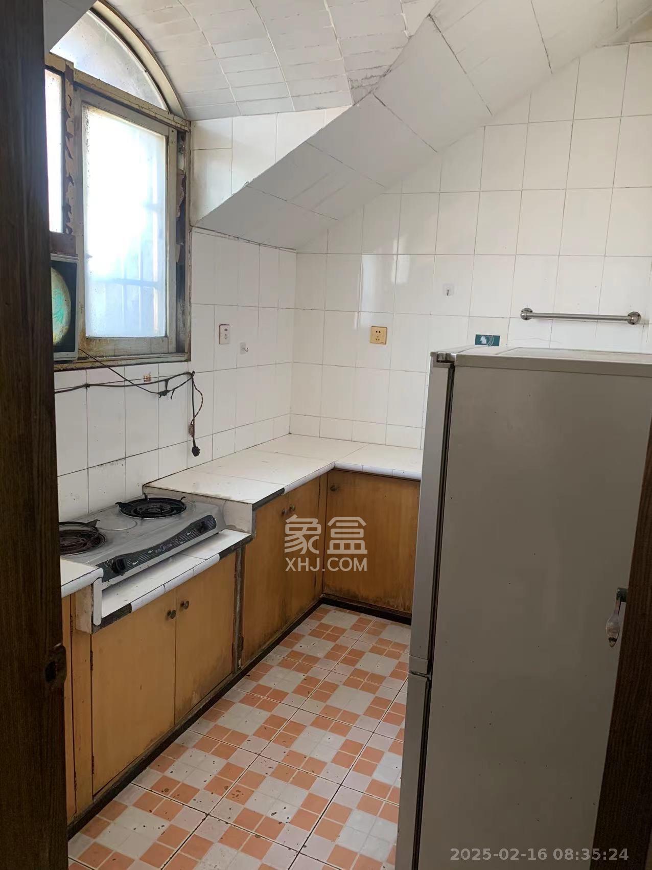 新塘垅小区(高桥物流园) 2室2厅1卫 1200.0元/月 新塘垅小区(高桥物流园) 2室2厅1卫 1200.0元/月室内图