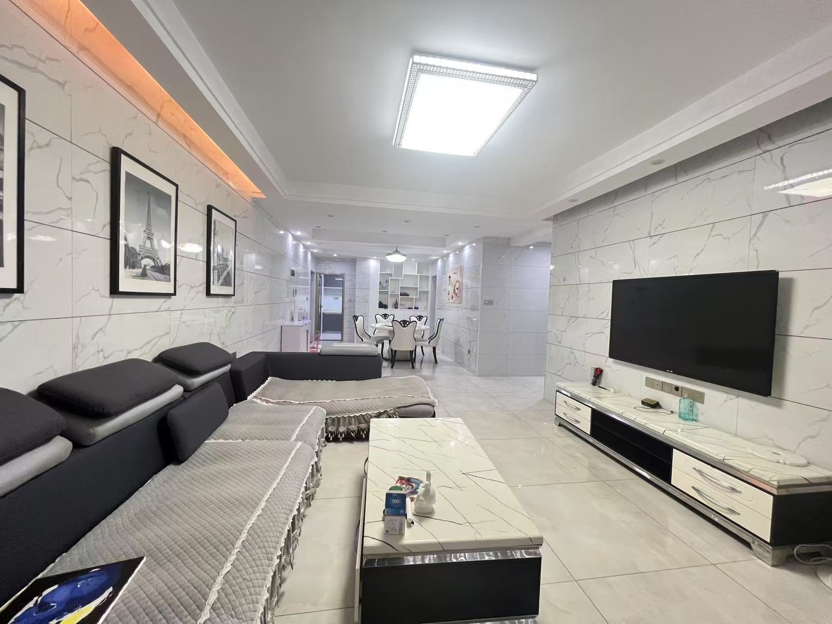 禧诚雁巢 3室2厅2卫 2600.0元/月 禧诚雁巢 3室2厅2卫 2600.0元/月室内图