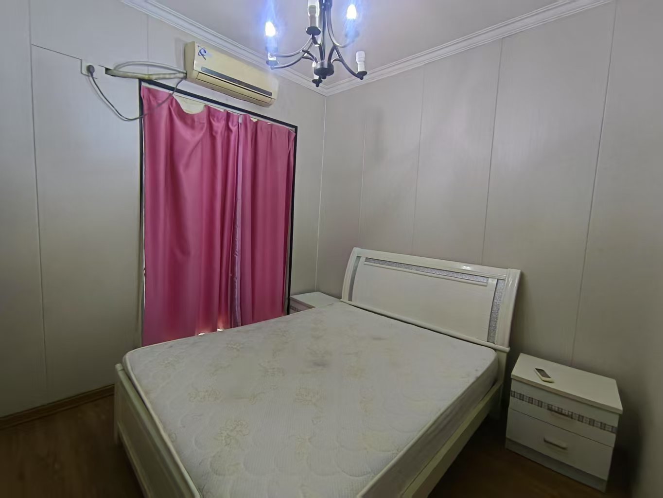中泰峰境  1室1厅1卫   1400.00元/月室内图