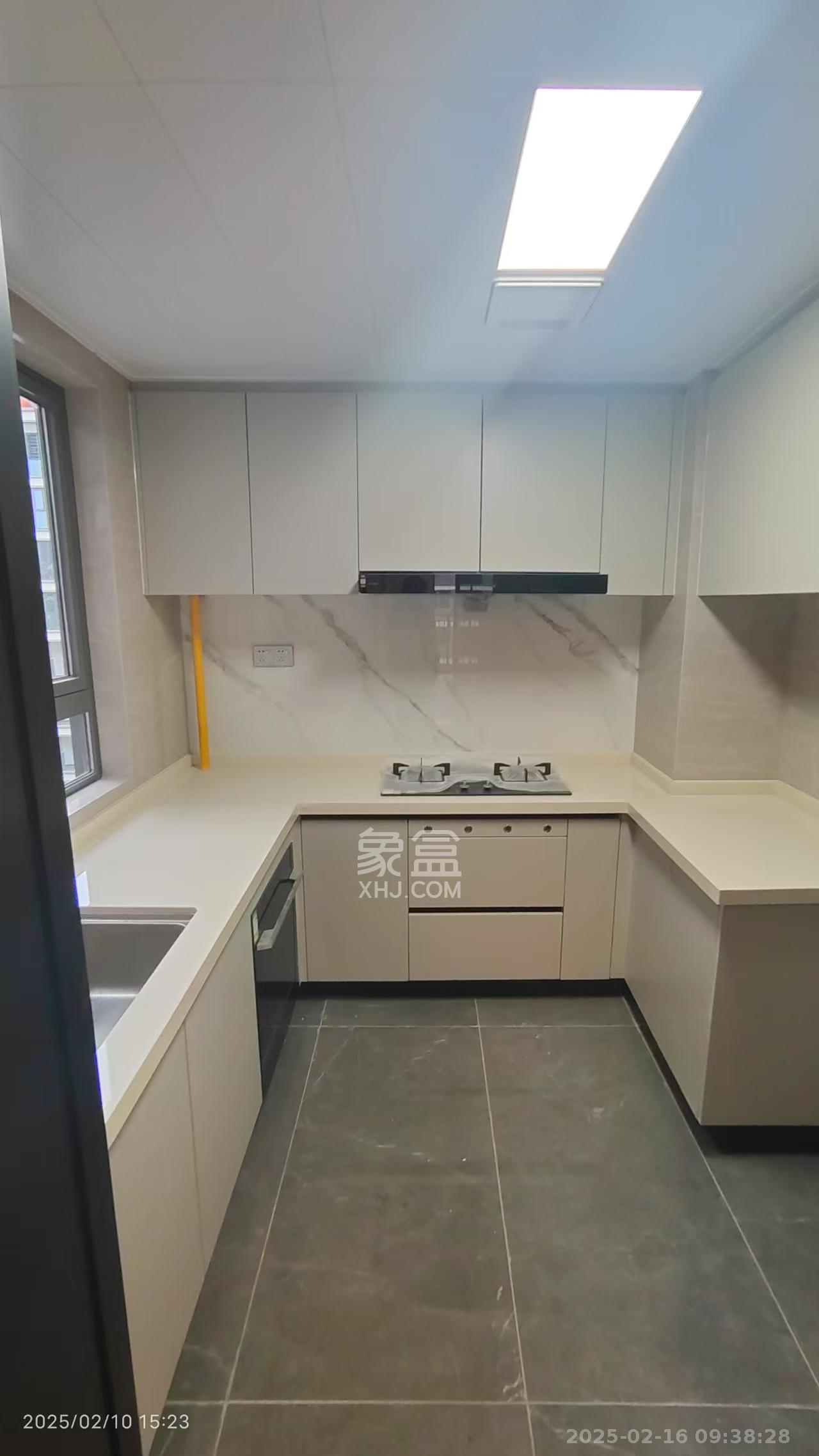 中海寰宇天下 5室2厅2卫 3800.0元/月 中海寰宇天下 5室2厅2卫 3800.0元/月室内图