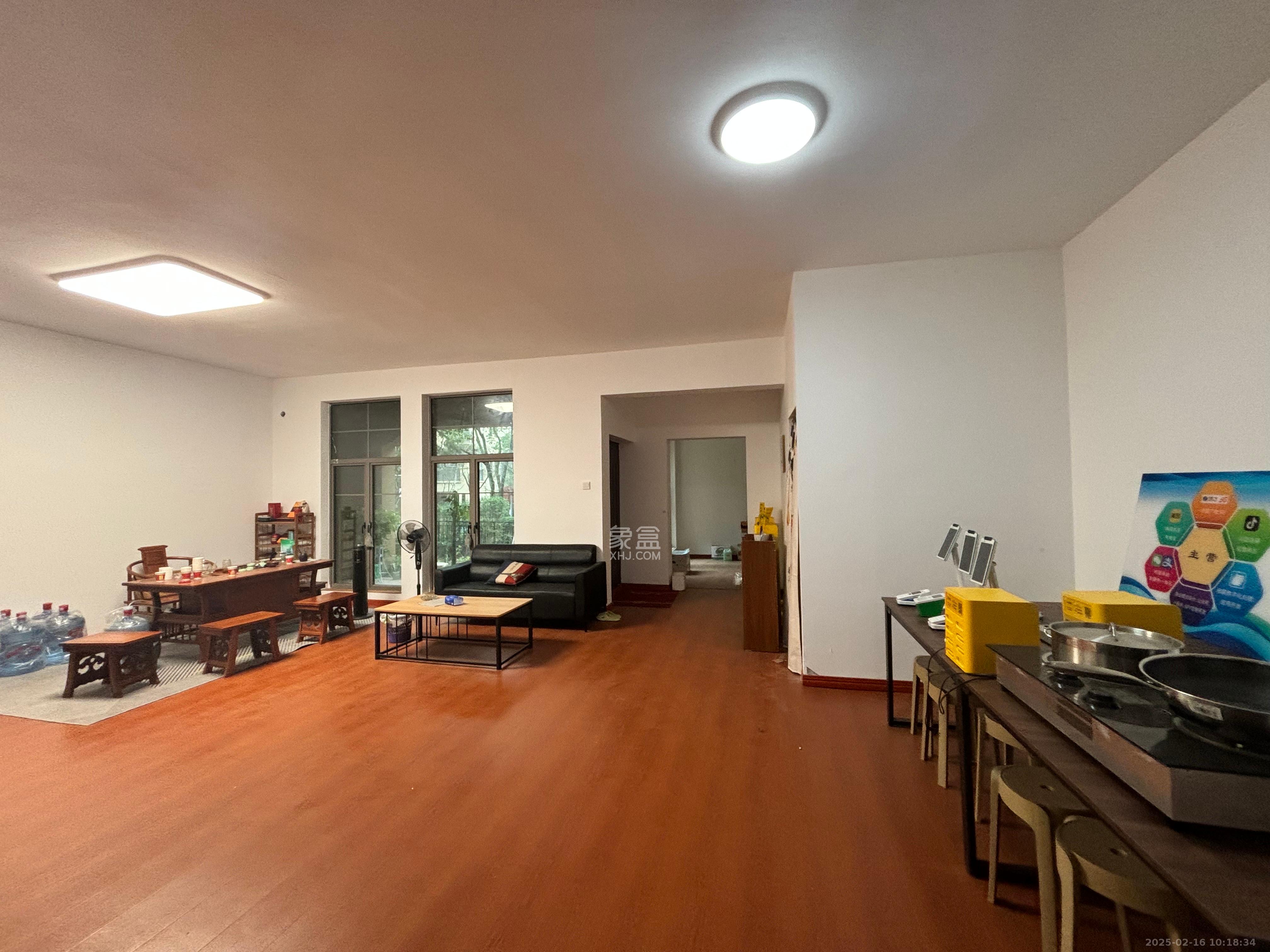 托斯卡纳洋房高层 5室3厅3卫 7500.0元/月 托斯卡纳洋房高层 5室3厅3卫 7500.0元/月室内图