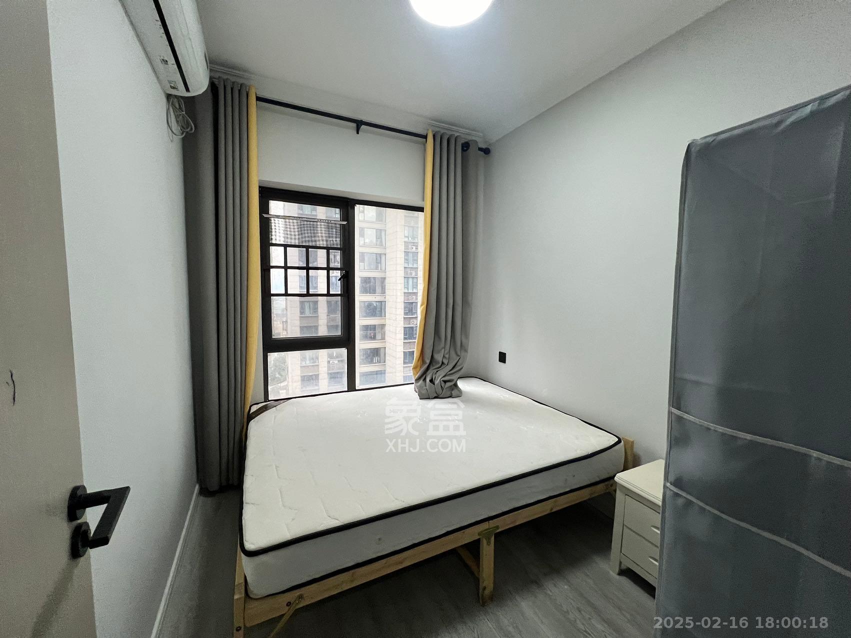 阳光城尚东湾凌云府 4室2厅2卫 3000.0元/月 阳光城尚东湾凌云府 4室2厅2卫 3000.0元/月室内图