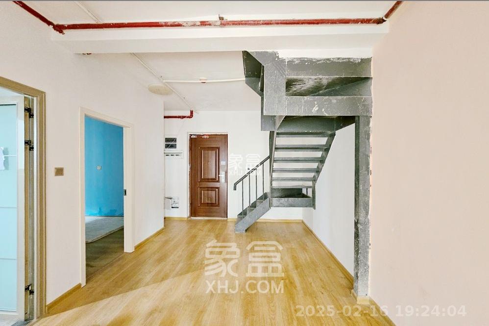 明昇壹城（明昇时代广场）二期  3室2厅2卫   2300.00元/月室内图