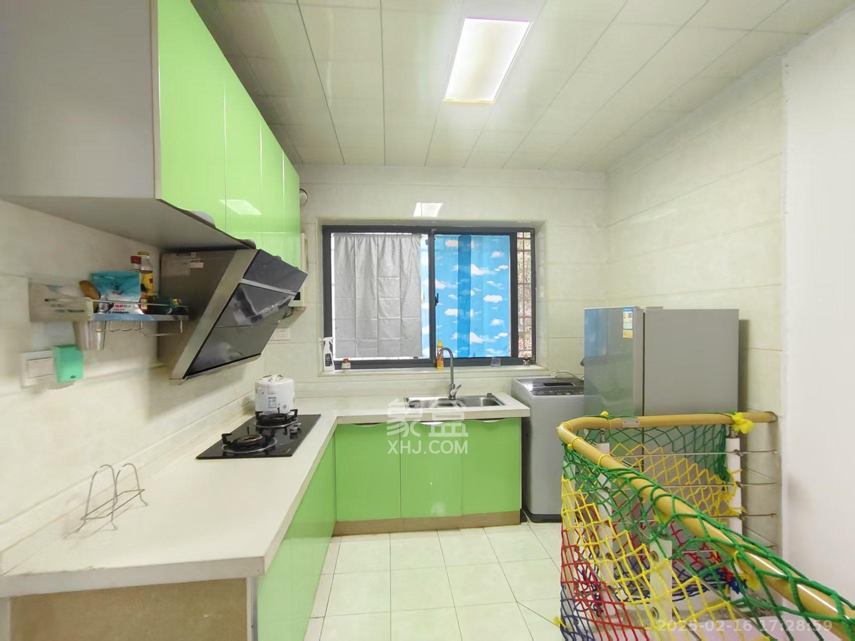 水印康桥  3室2厅1卫    1000.0元/月 水印康桥  3室2厅1卫    1000.0元/月室内图