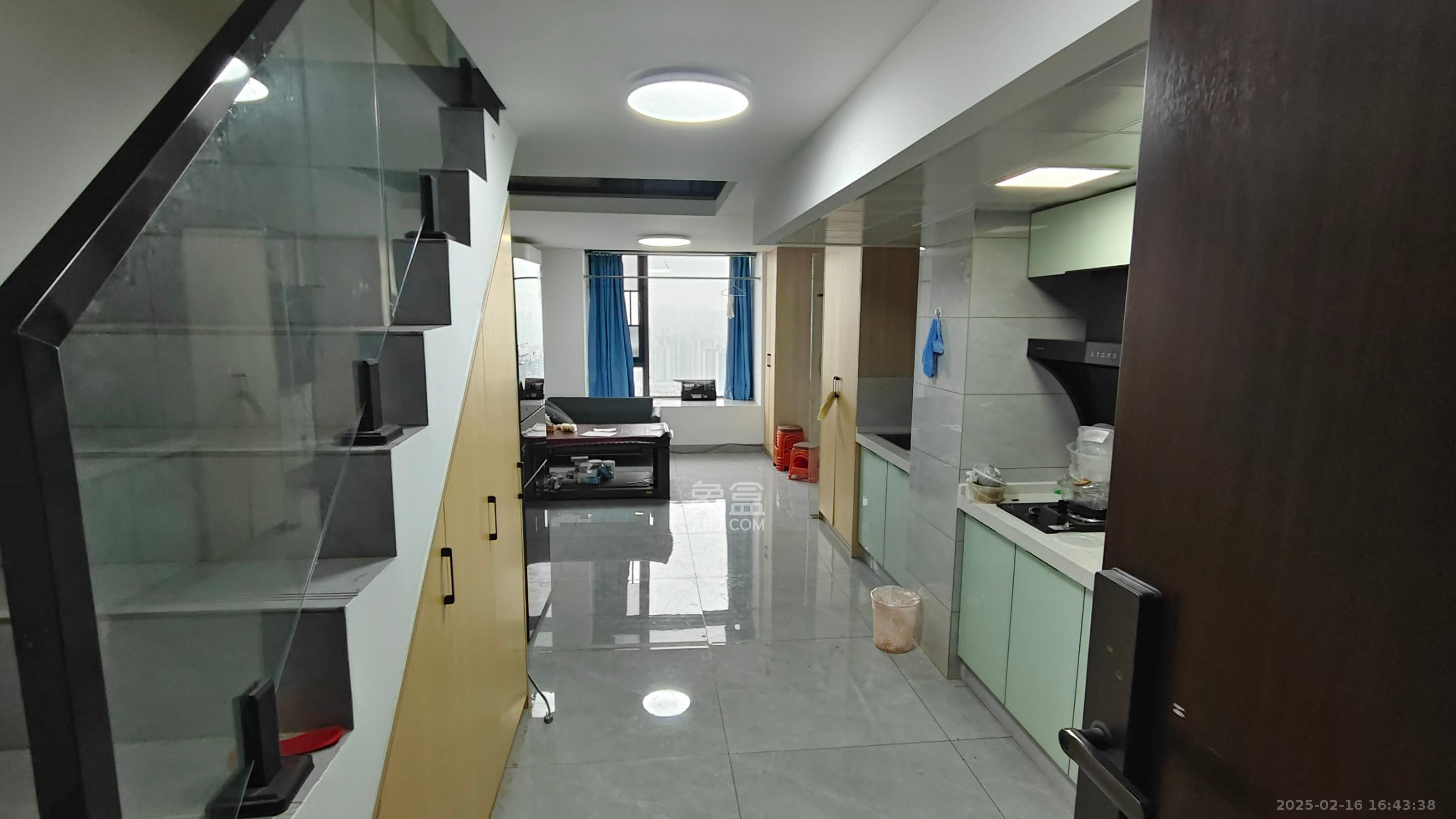 佳兆业云顶都汇 2室1厅1卫 1500.0元/月 佳兆业云顶都汇 2室1厅1卫 1500.0元/月室内图