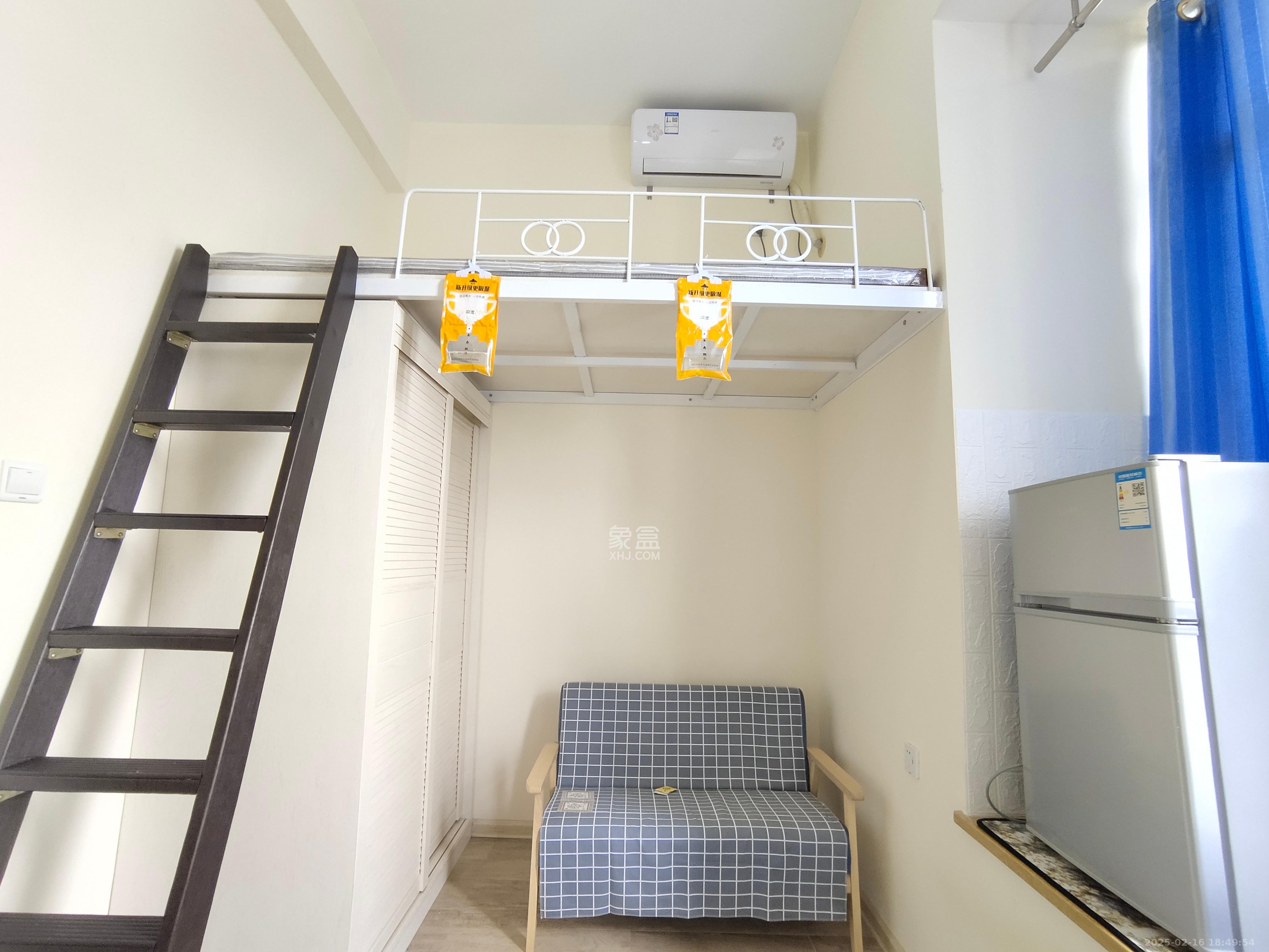 兰亭湾畔  1室1厅1卫   1200.00元/月室内图