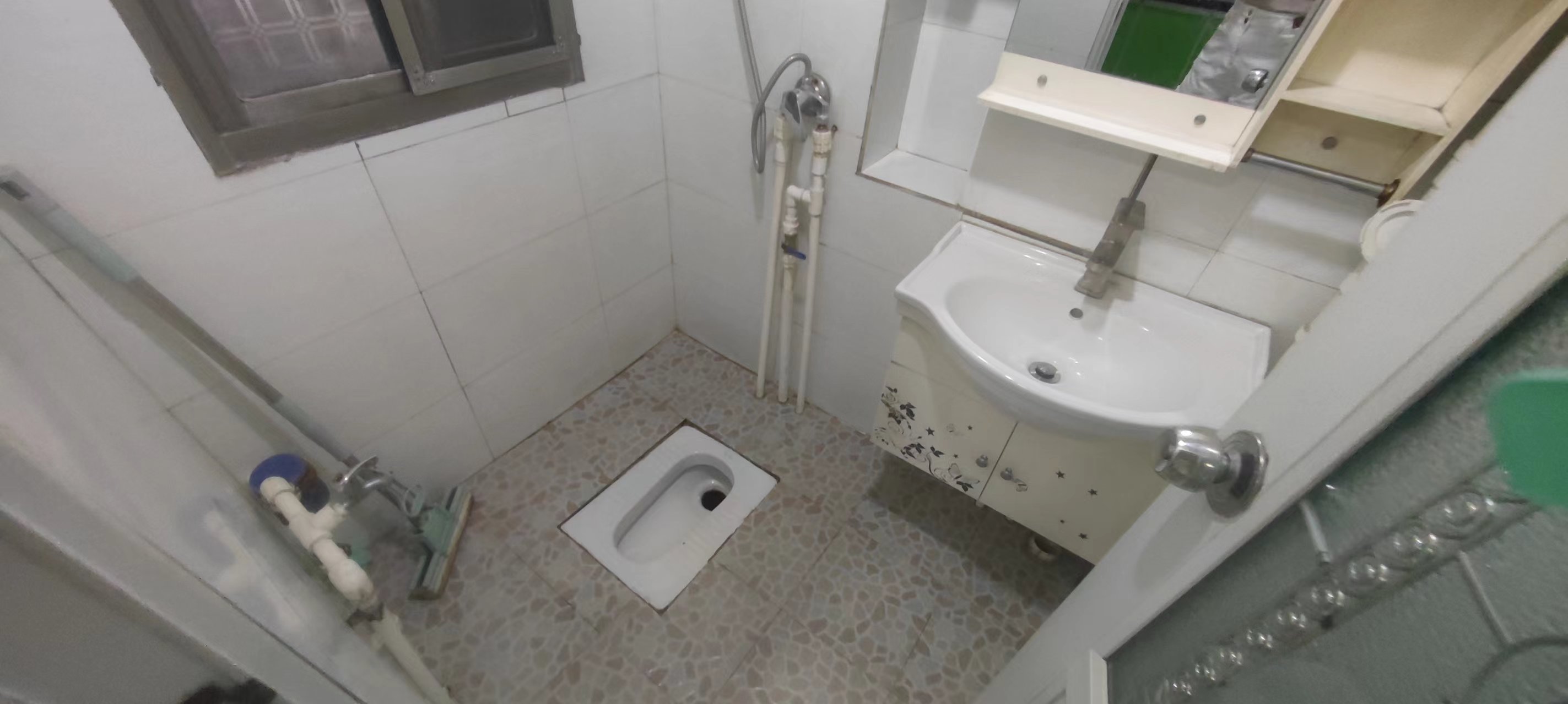 八家湾小区 3室2厅1卫 2400.0元/月 八家湾小区 3室2厅1卫 2400.0元/月户型图